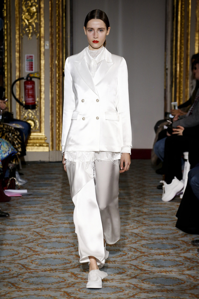 Look 27