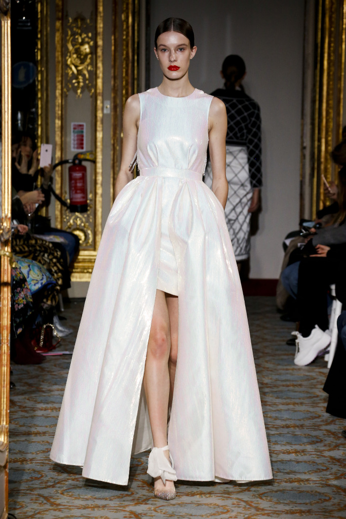 Look 32