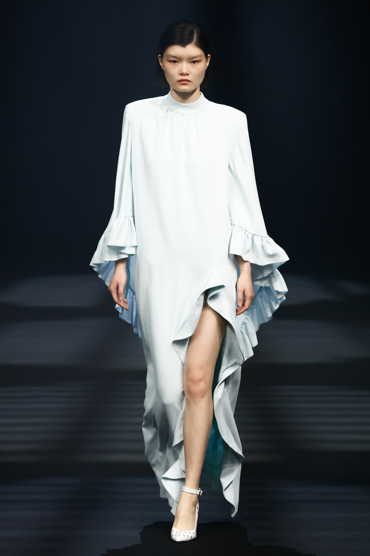 Look 15