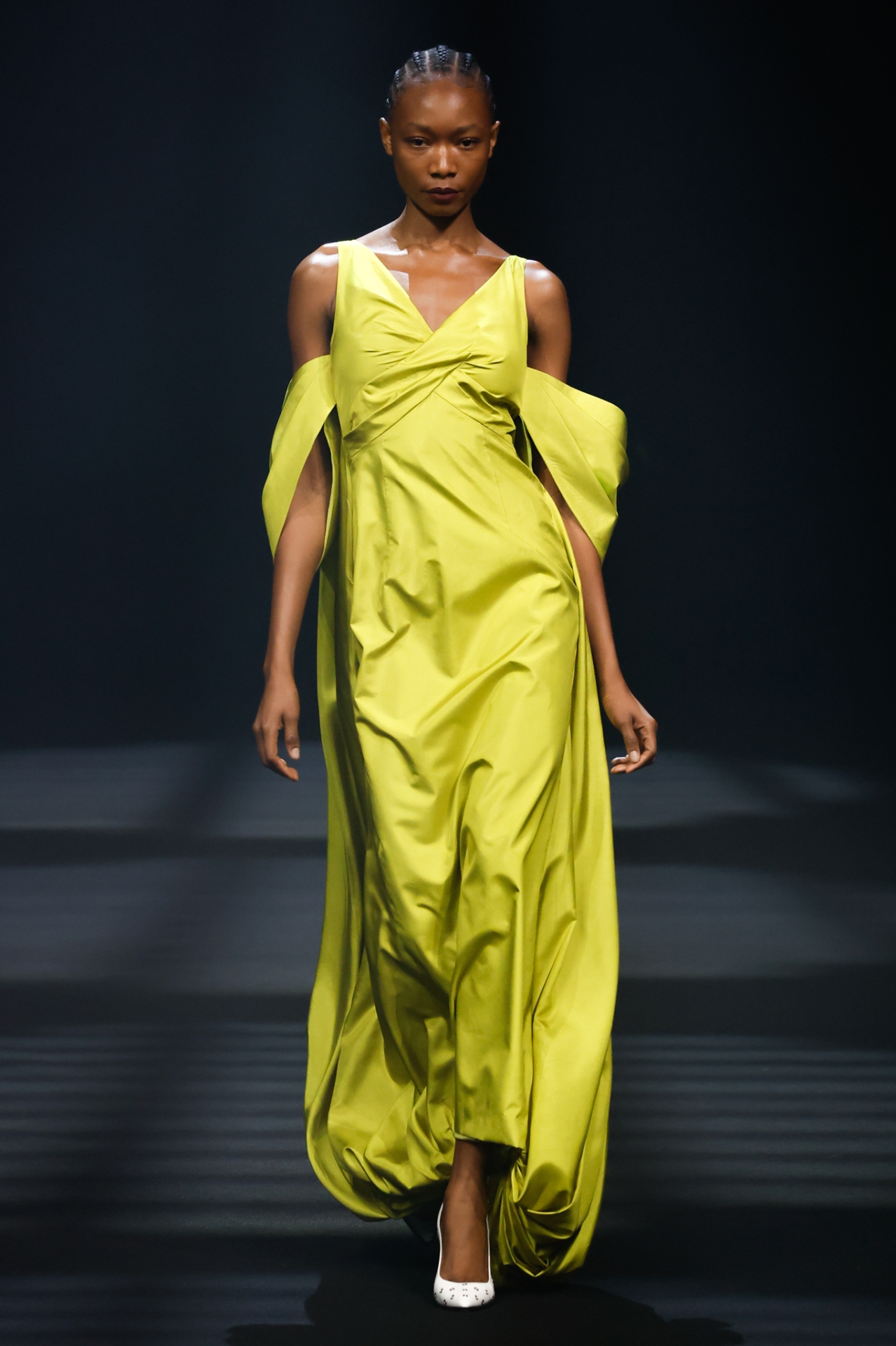 Look 18