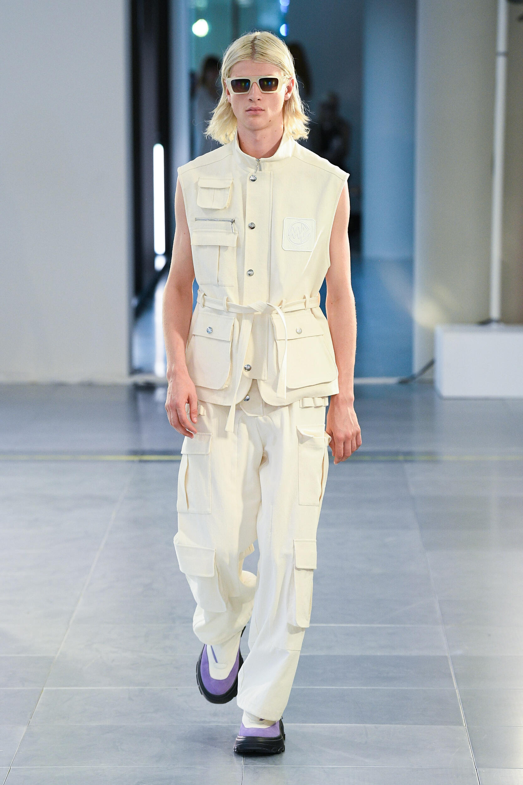 Look 8