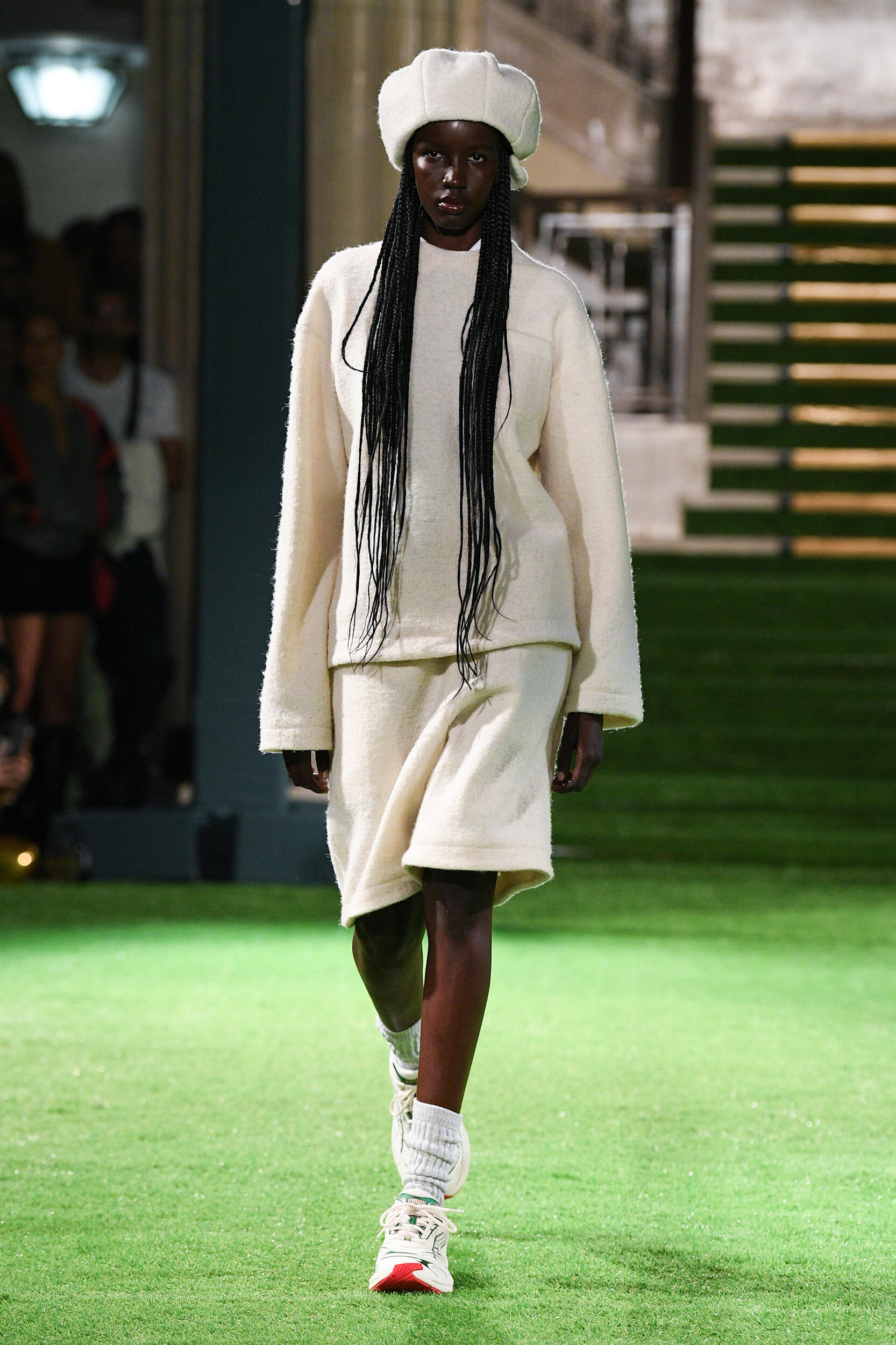 Look 17