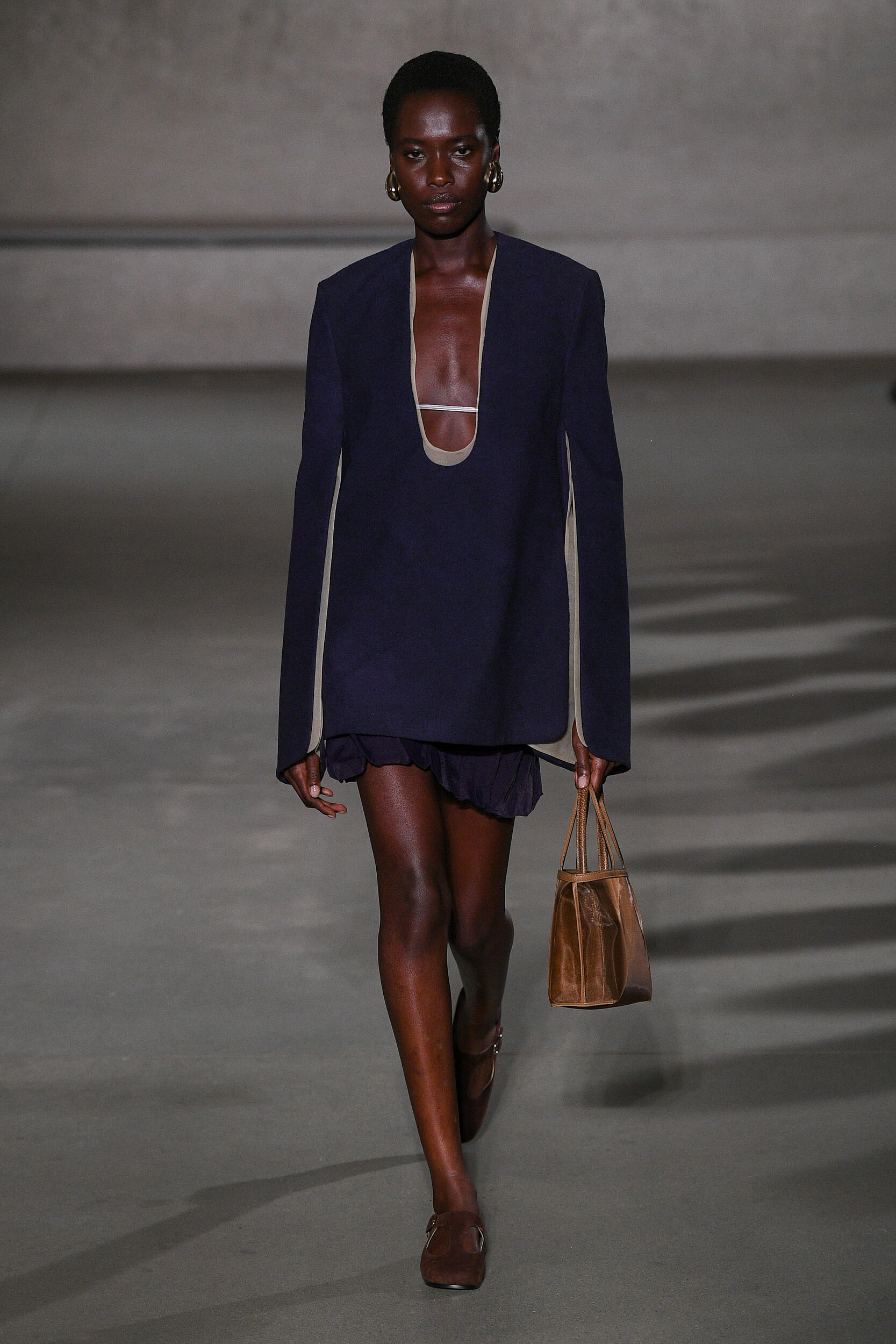 Look 11