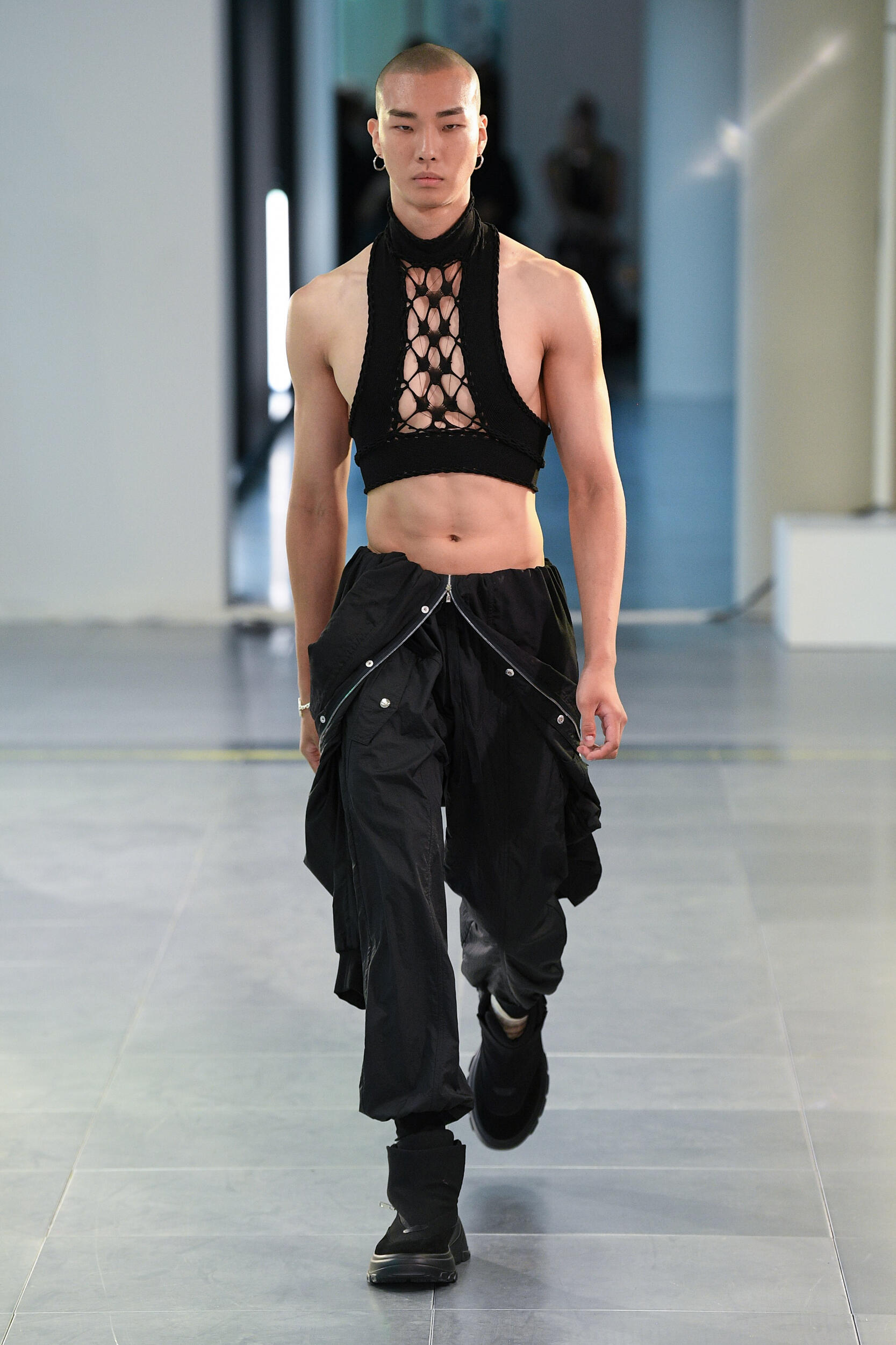 Look 13