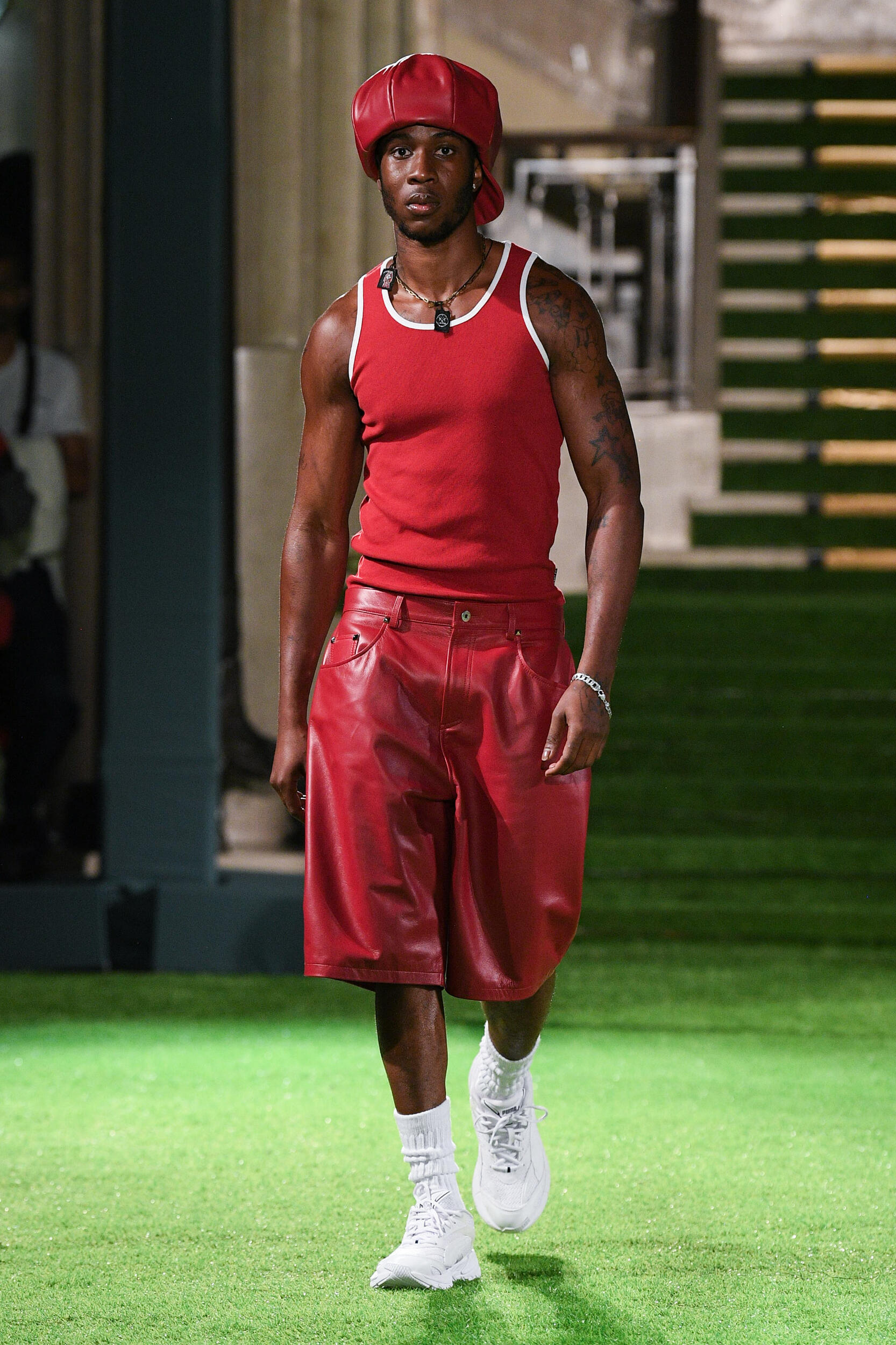 Look 28