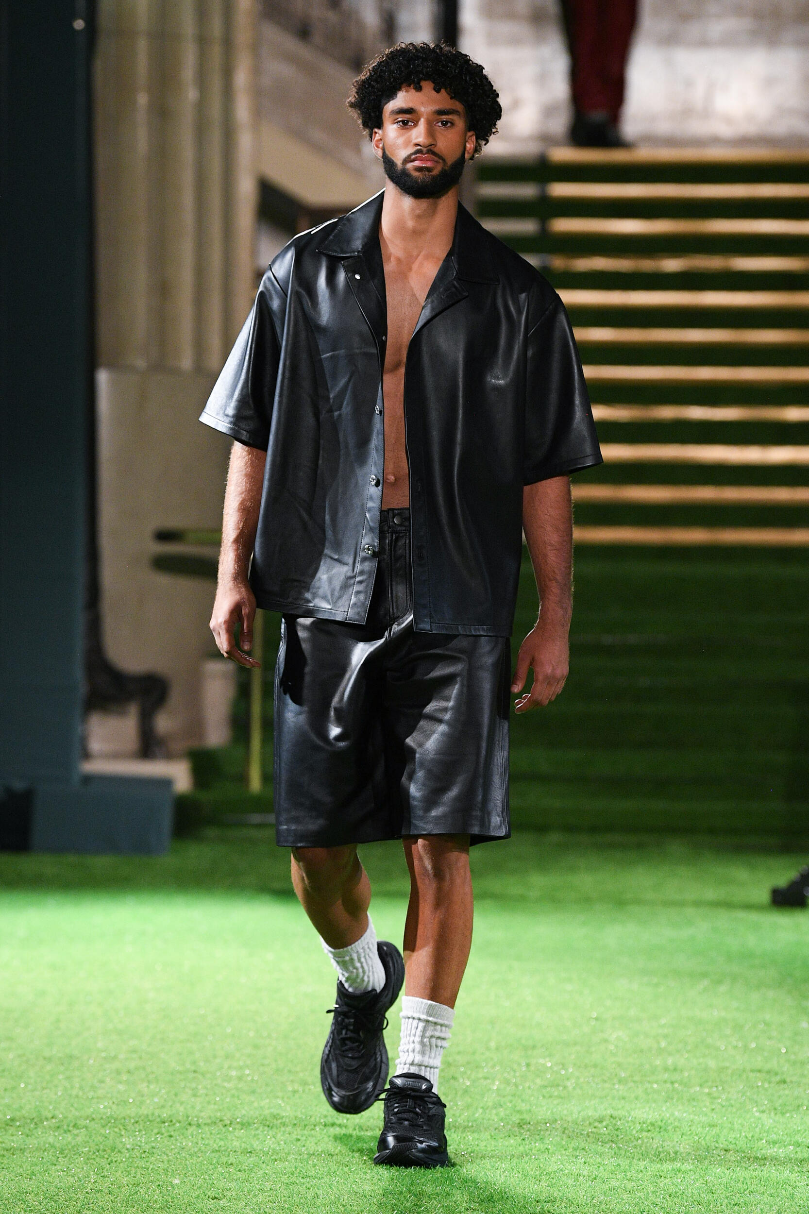 Look 29