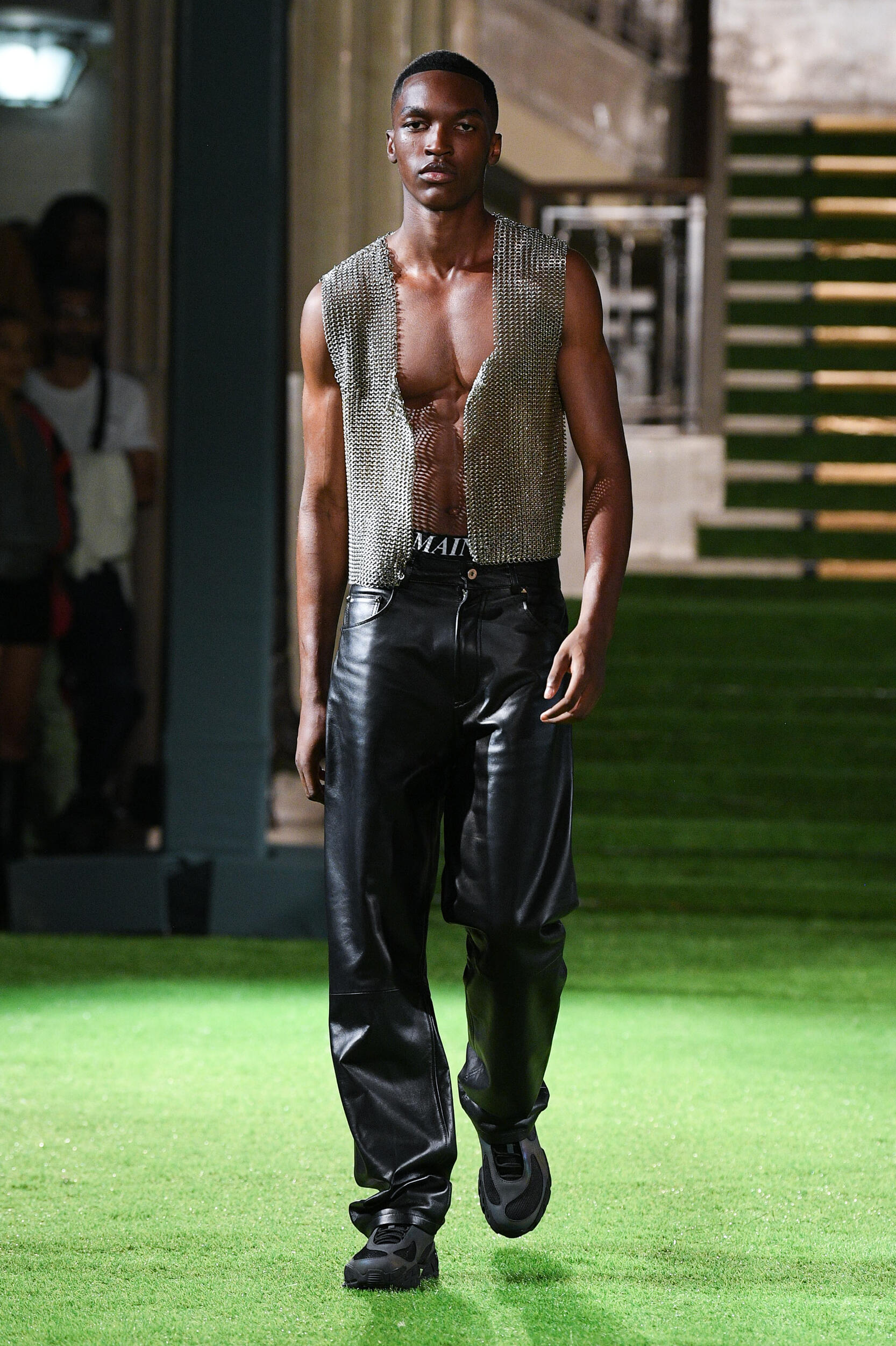 Look 31