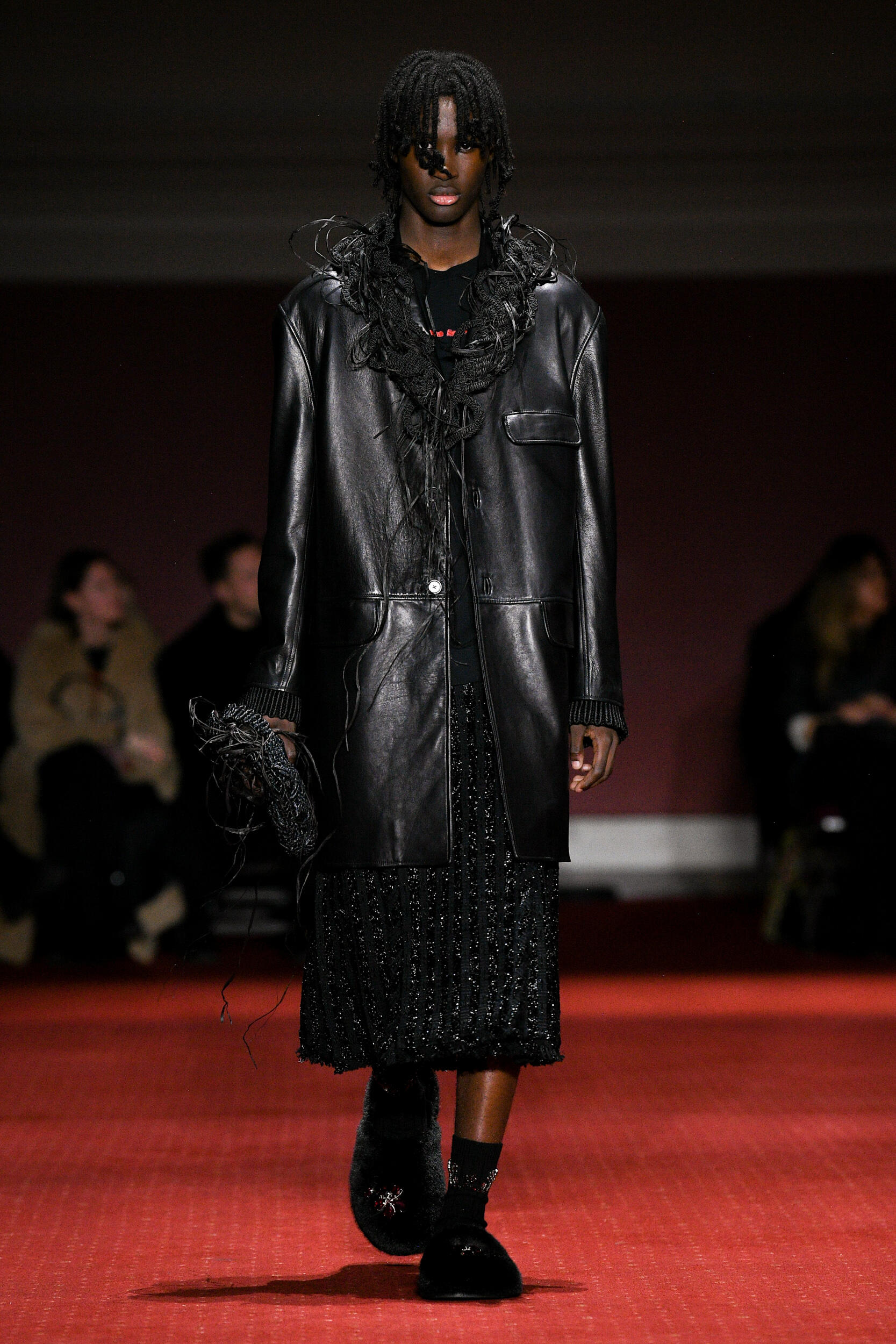 Look 10