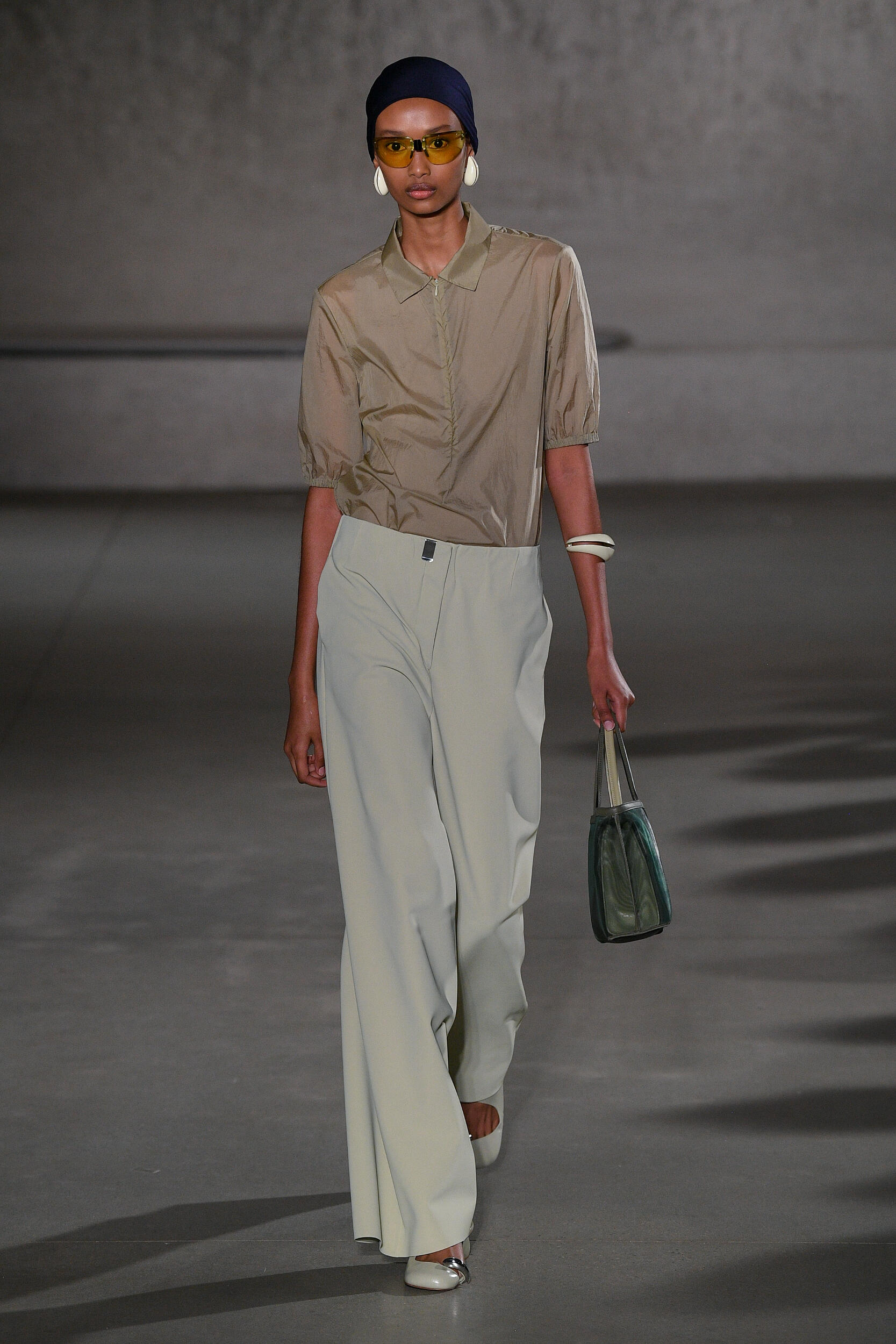 Look 17