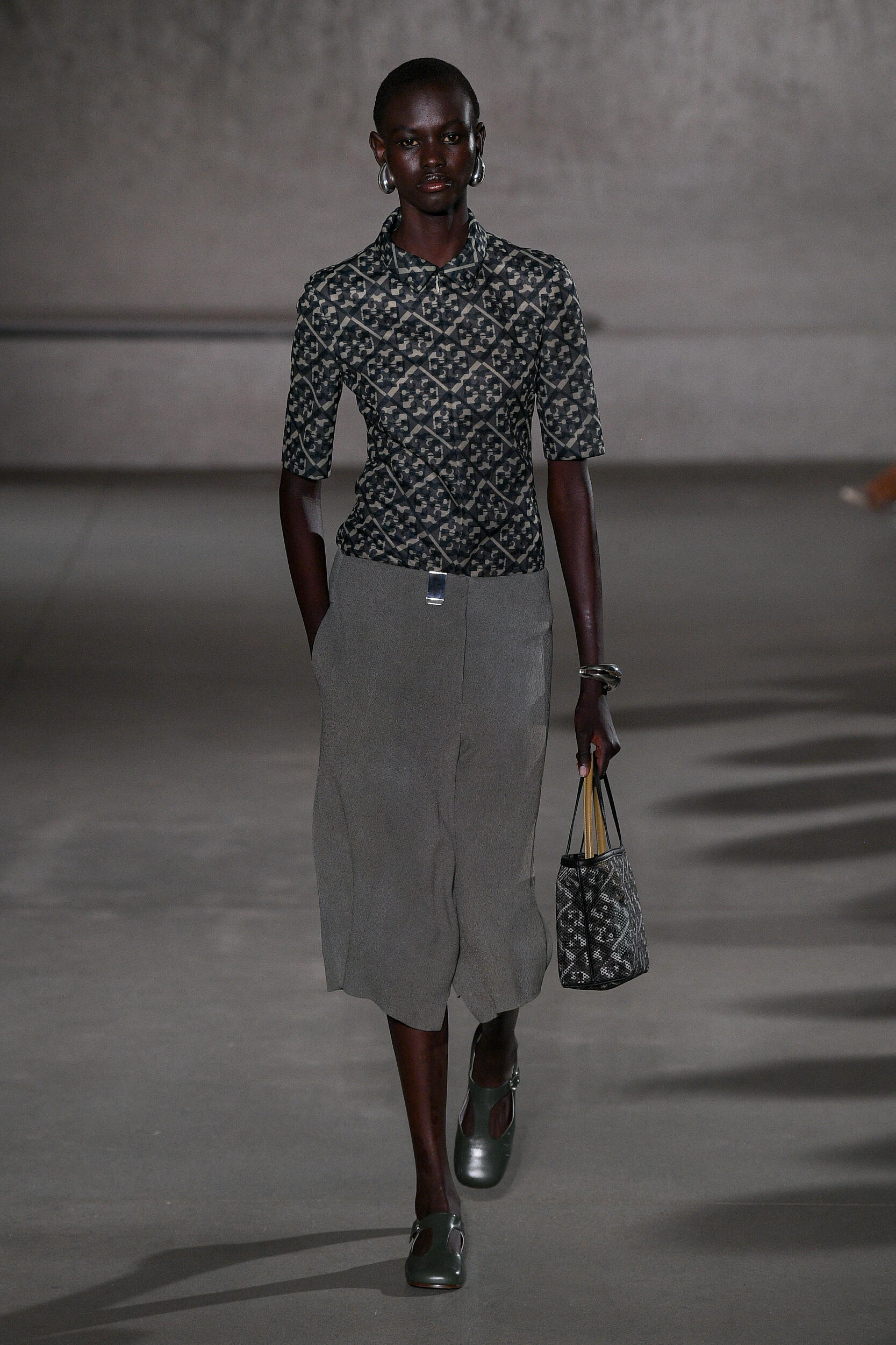 Look 27