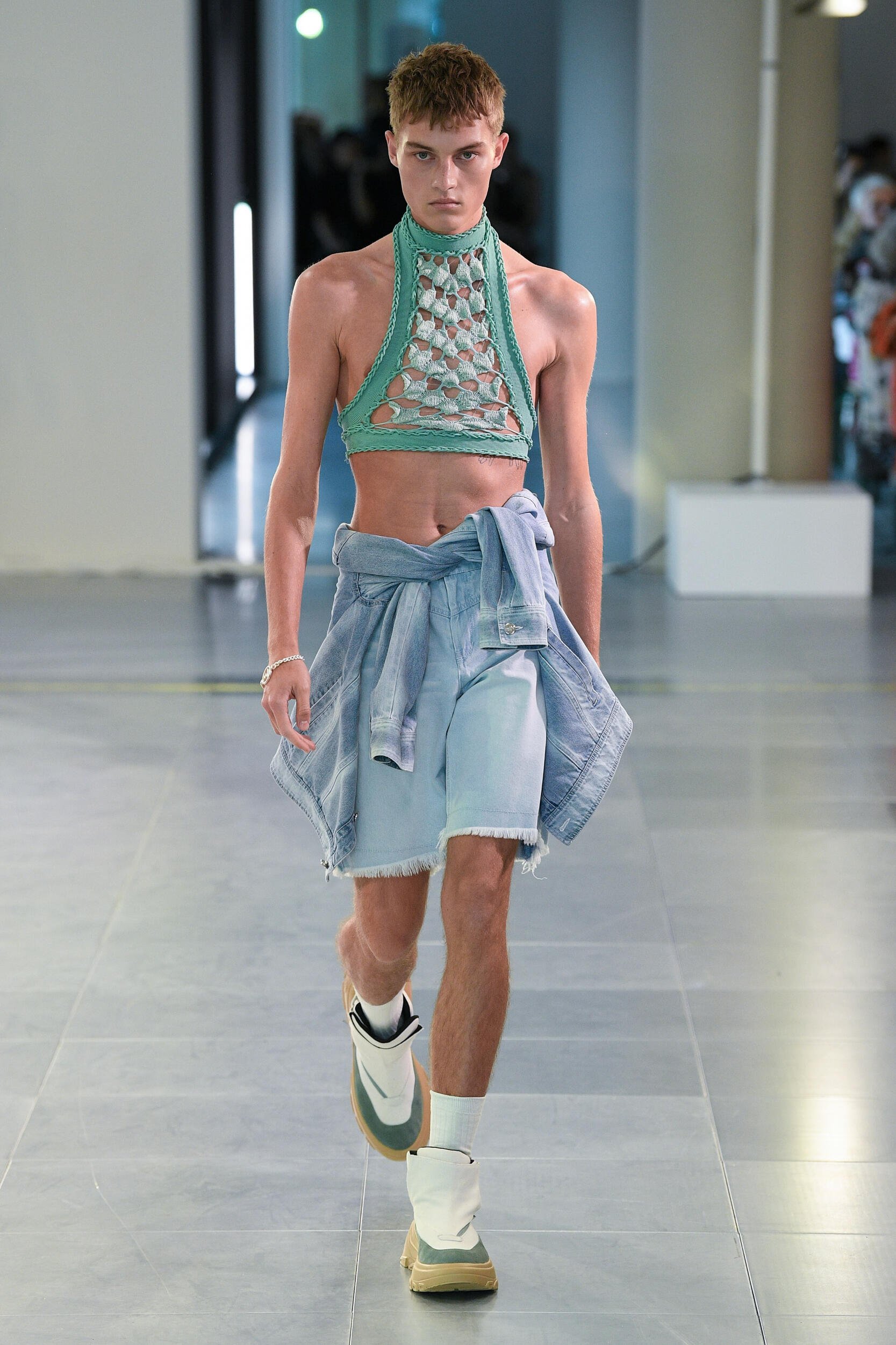 Look 28