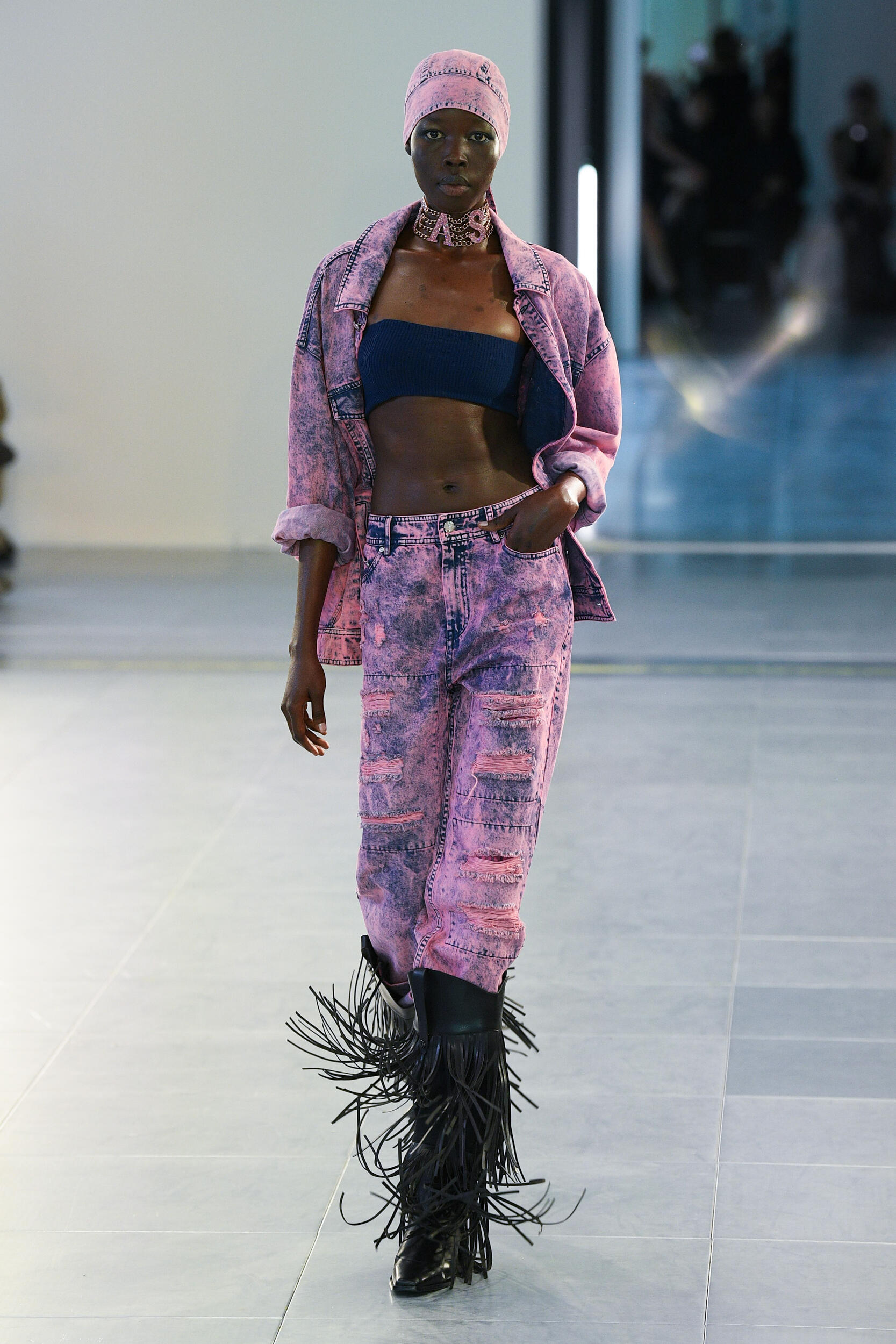 Look 37