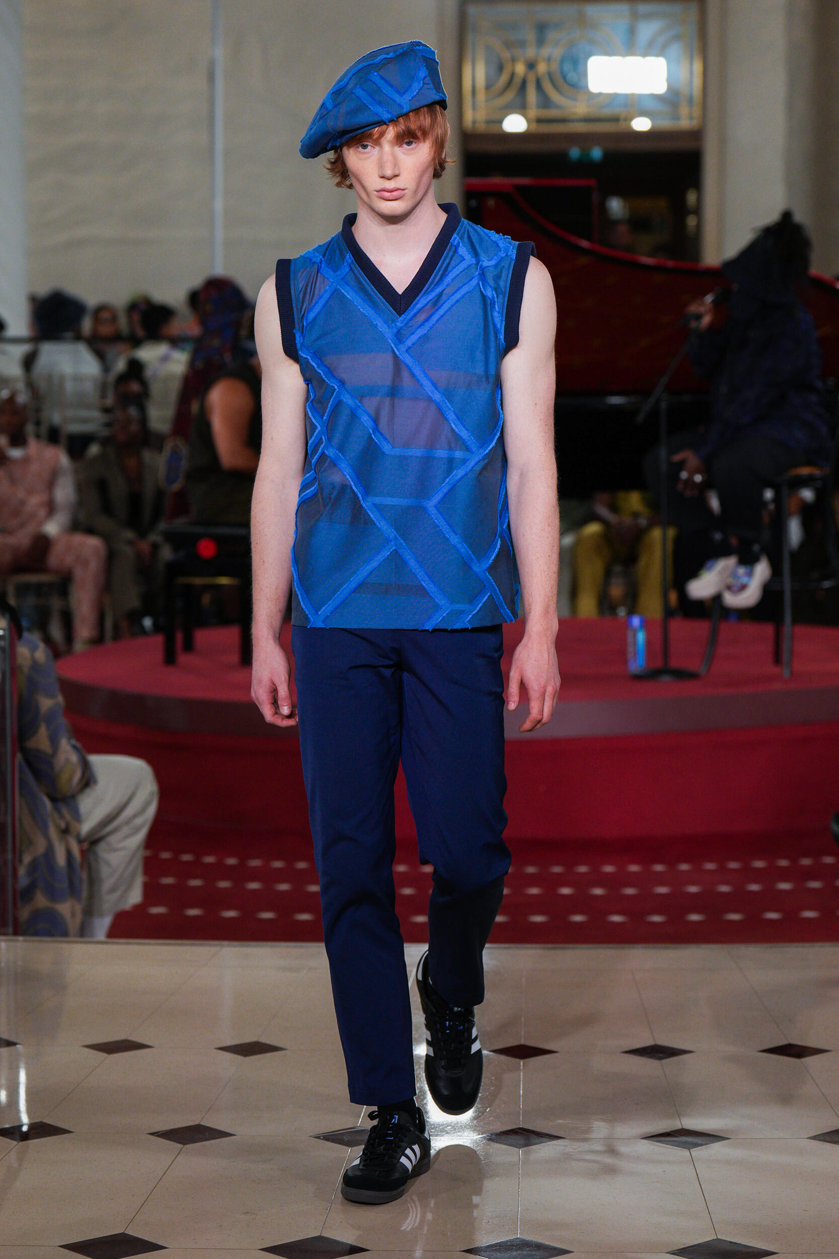 Look 3