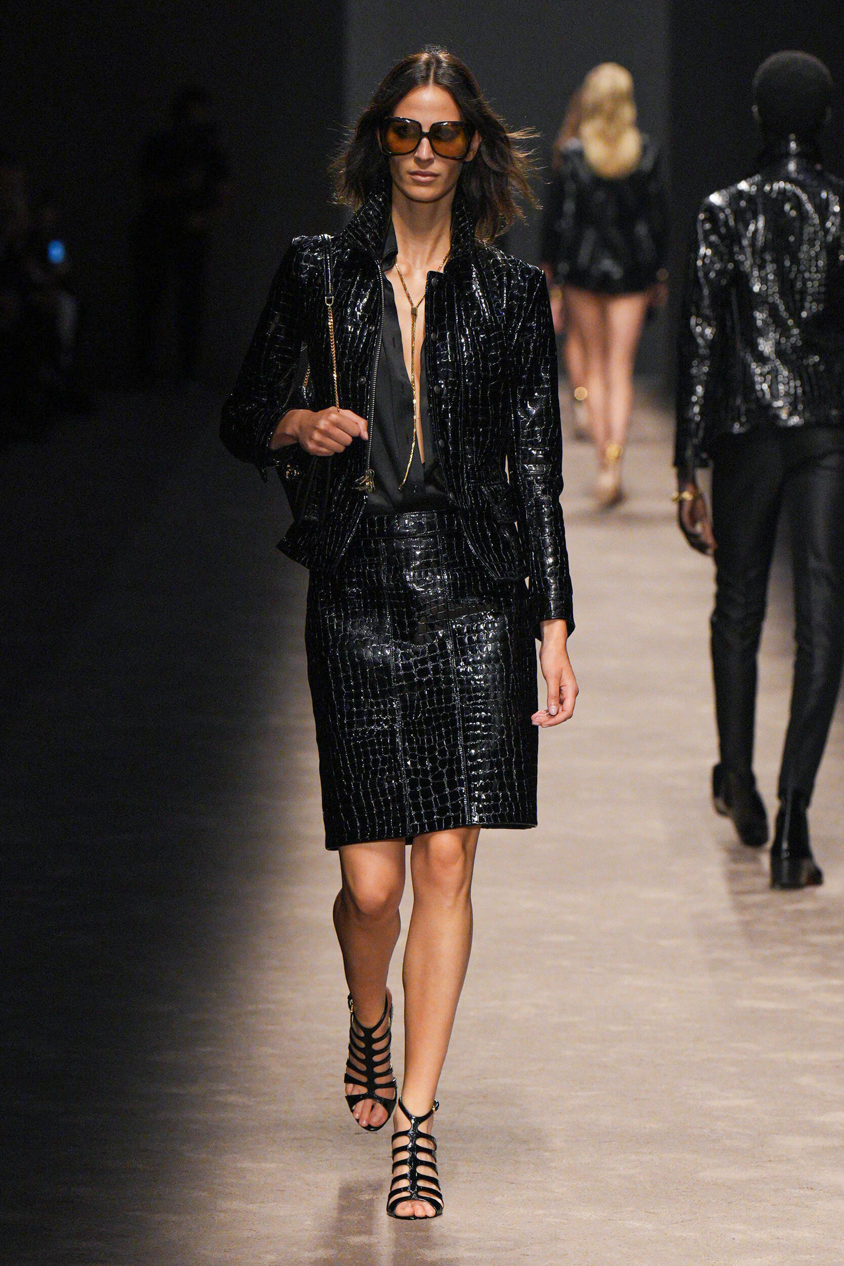 Look 5