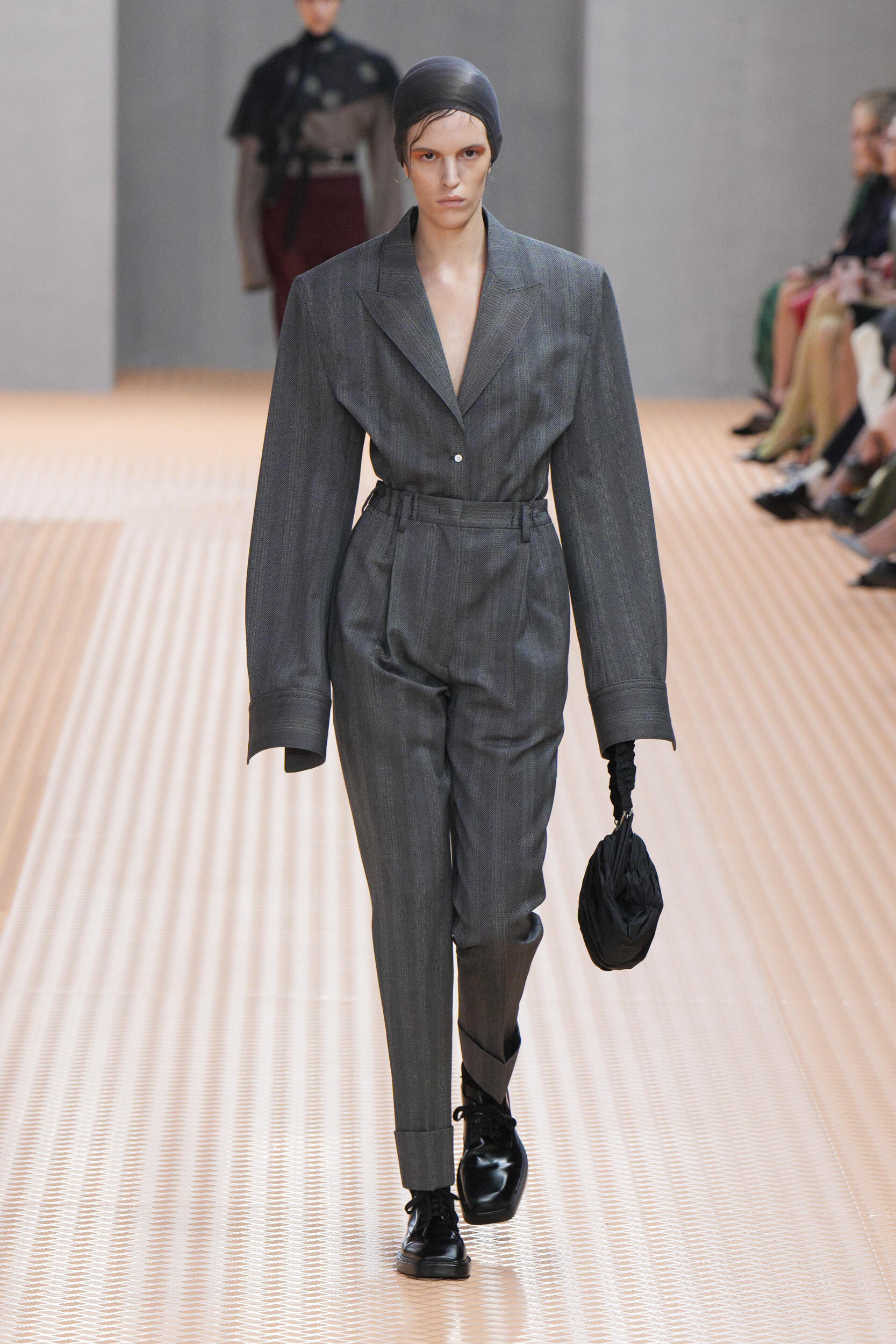 Look 7