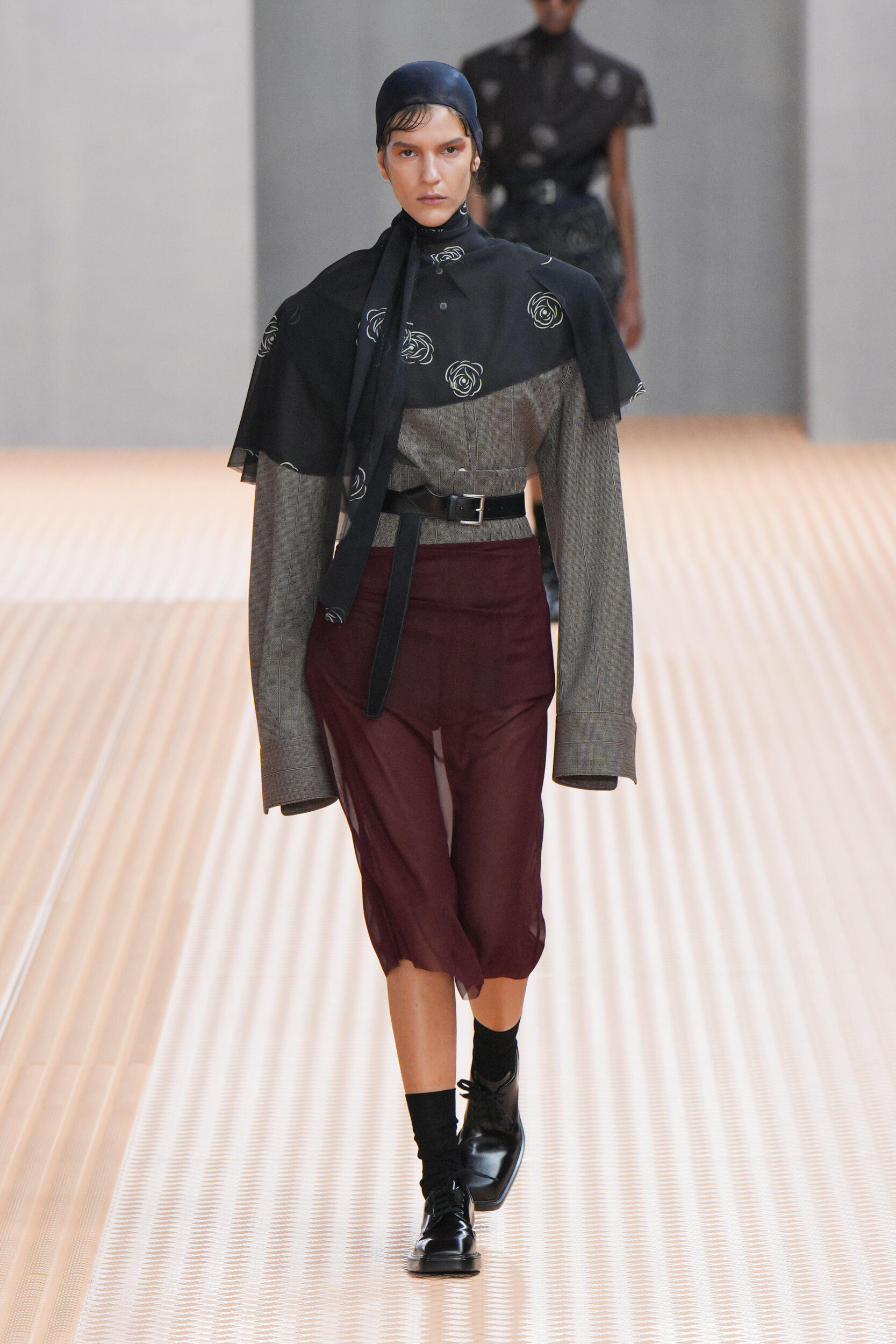 Look 8