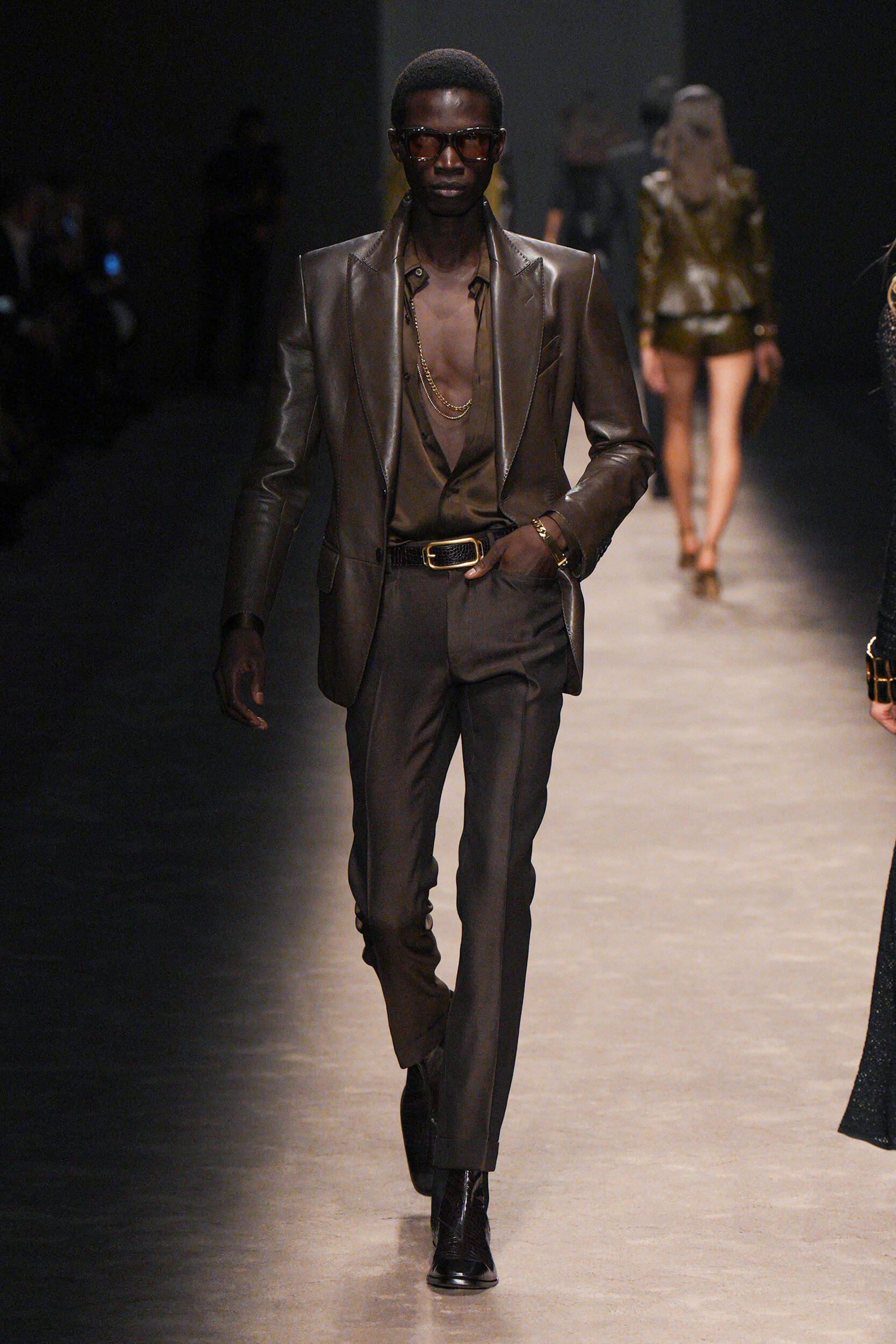 Look 13