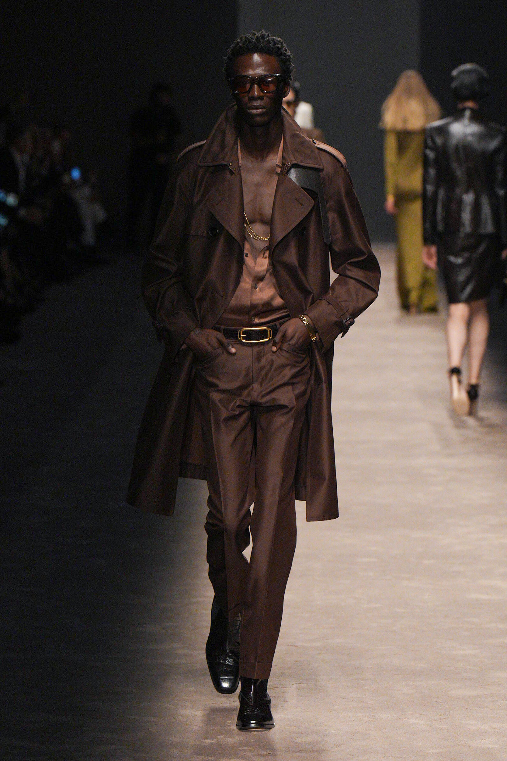 Look 17