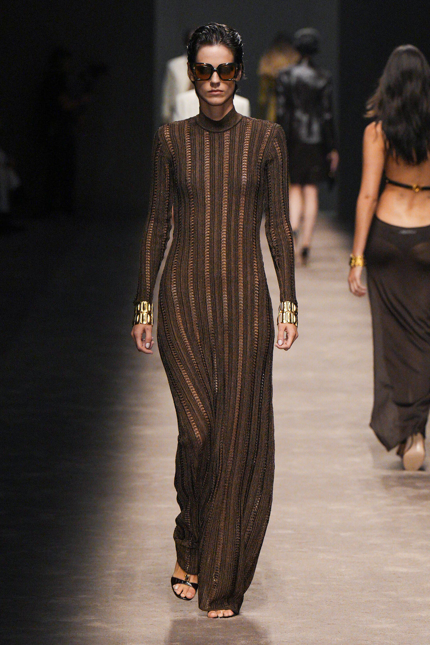 Look 18