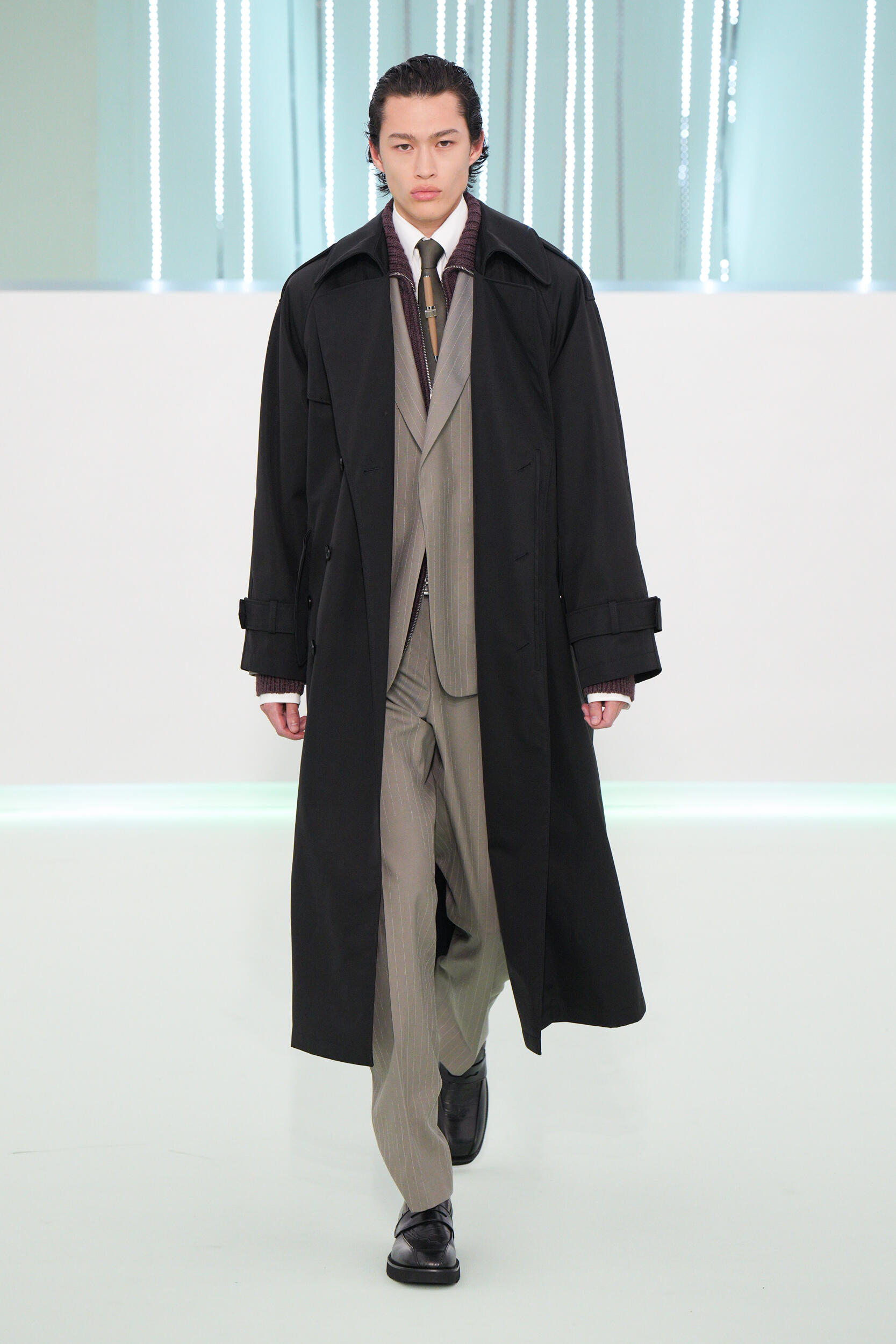 Look 11
