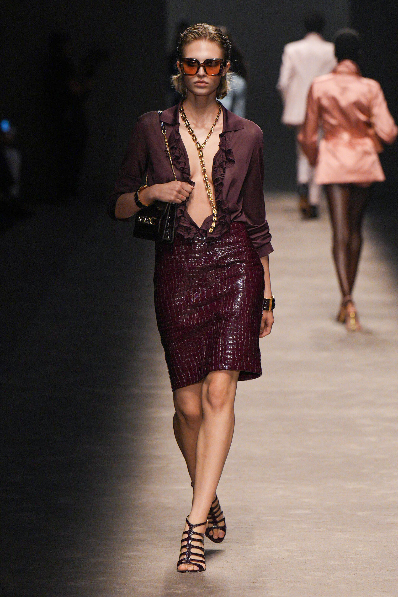 Look 32