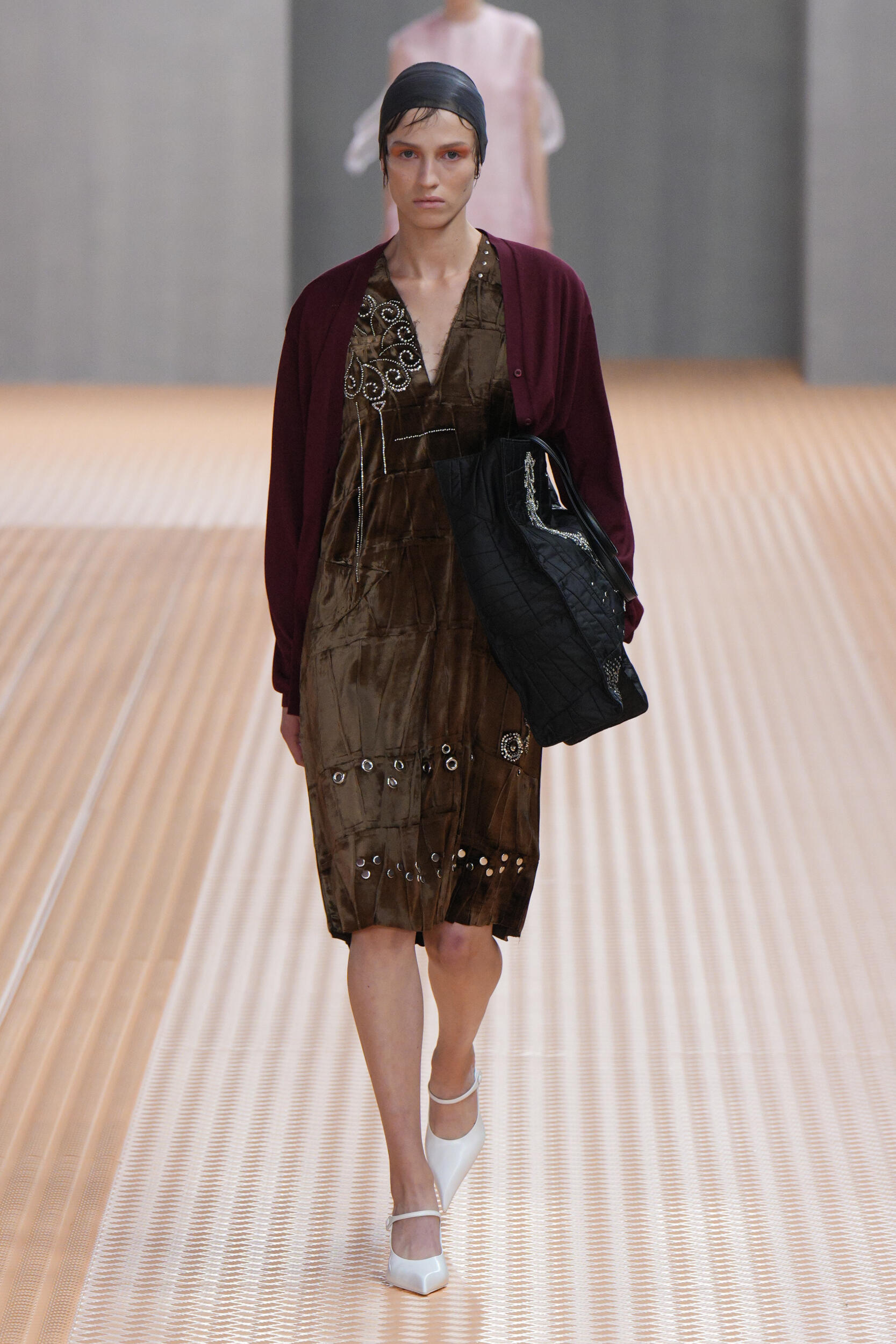Look 27