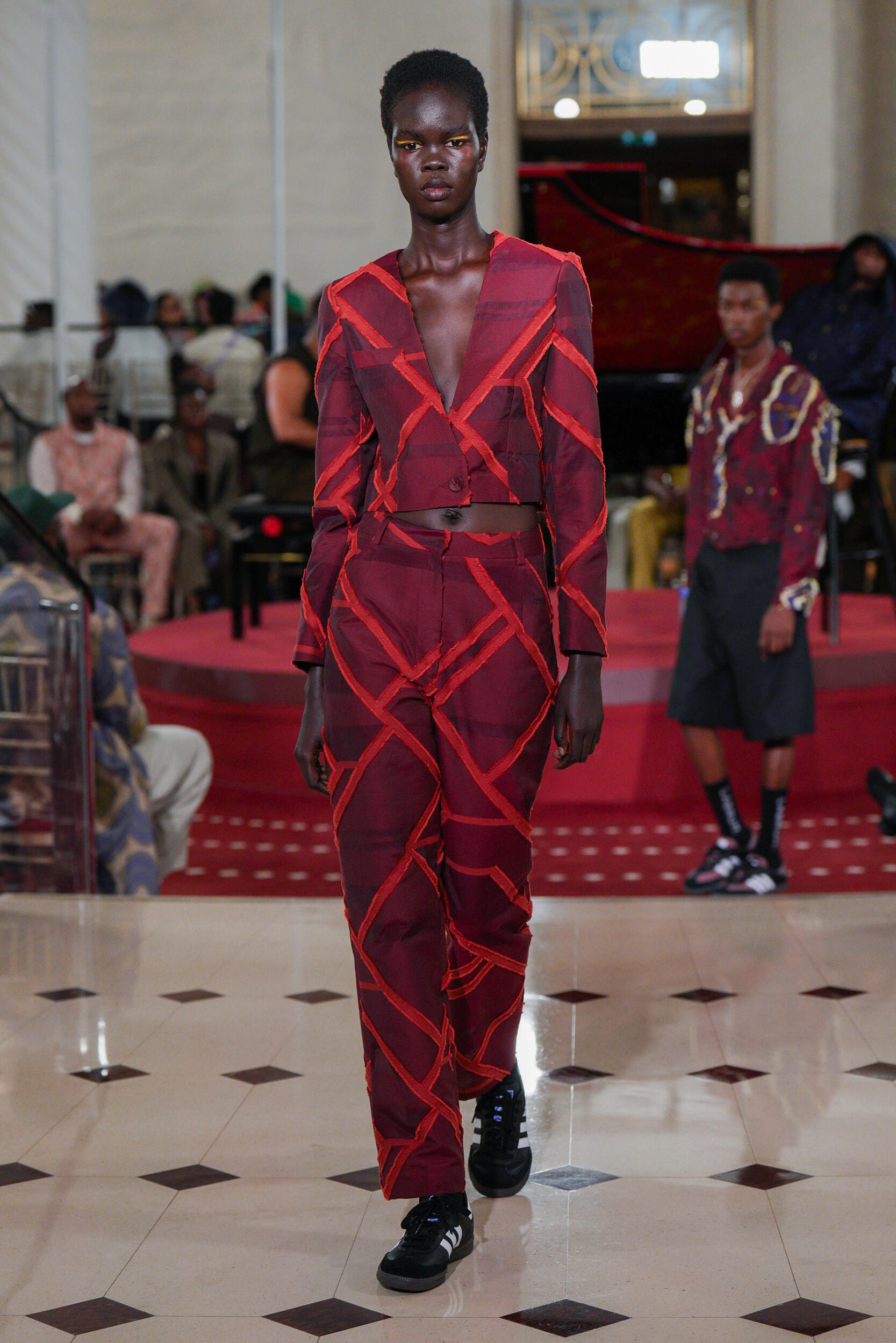 Look 17