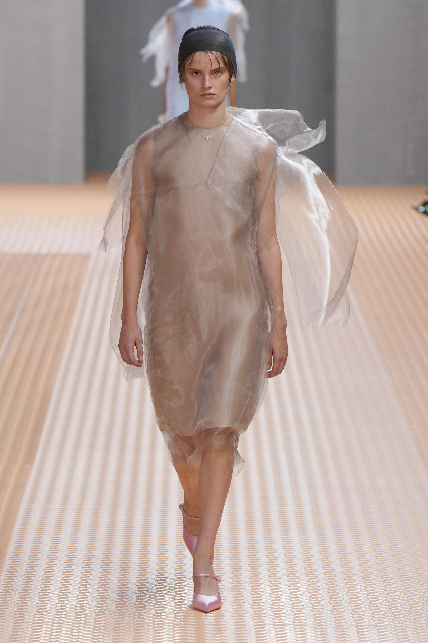 Look 29