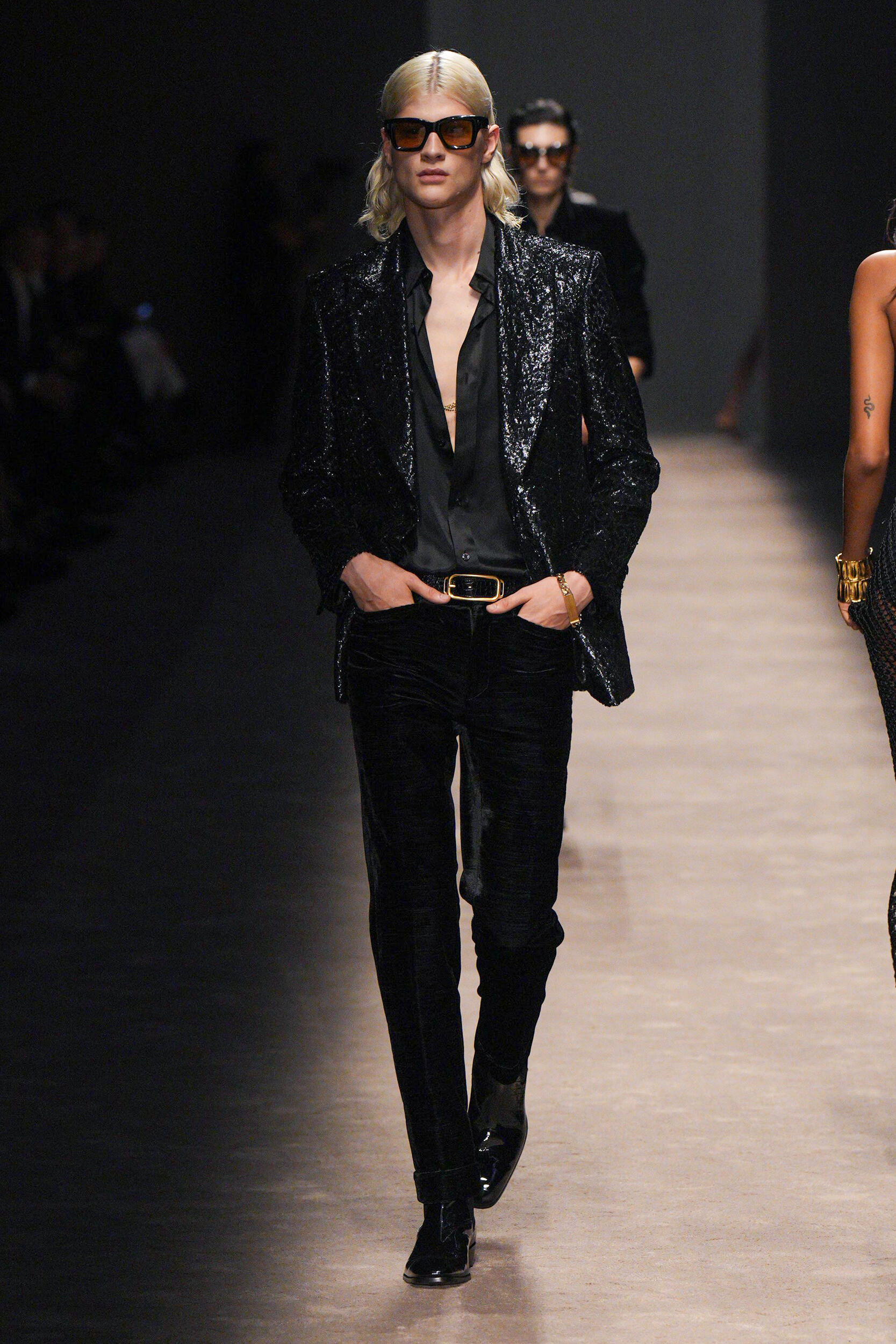 Look 46