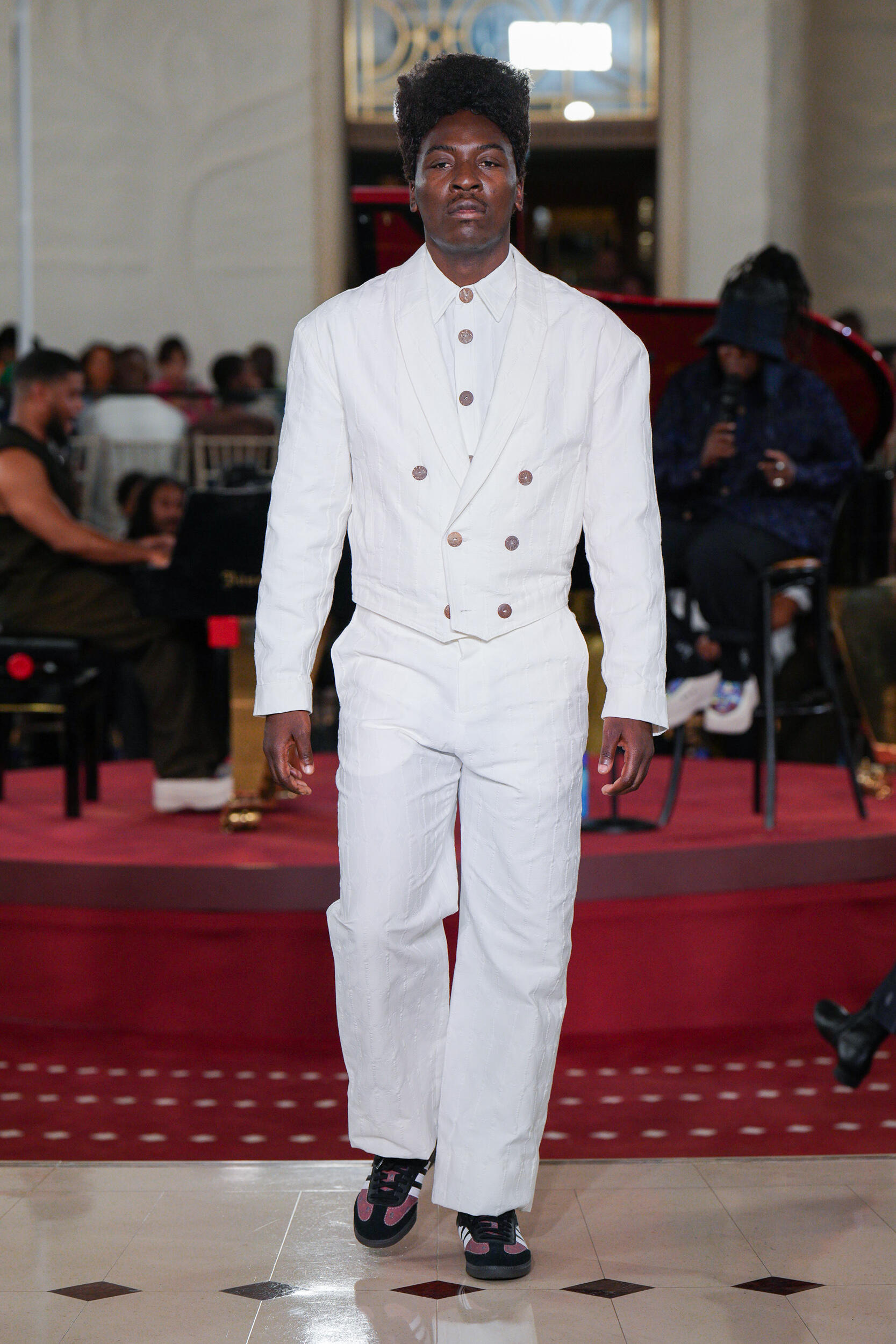 Look 31