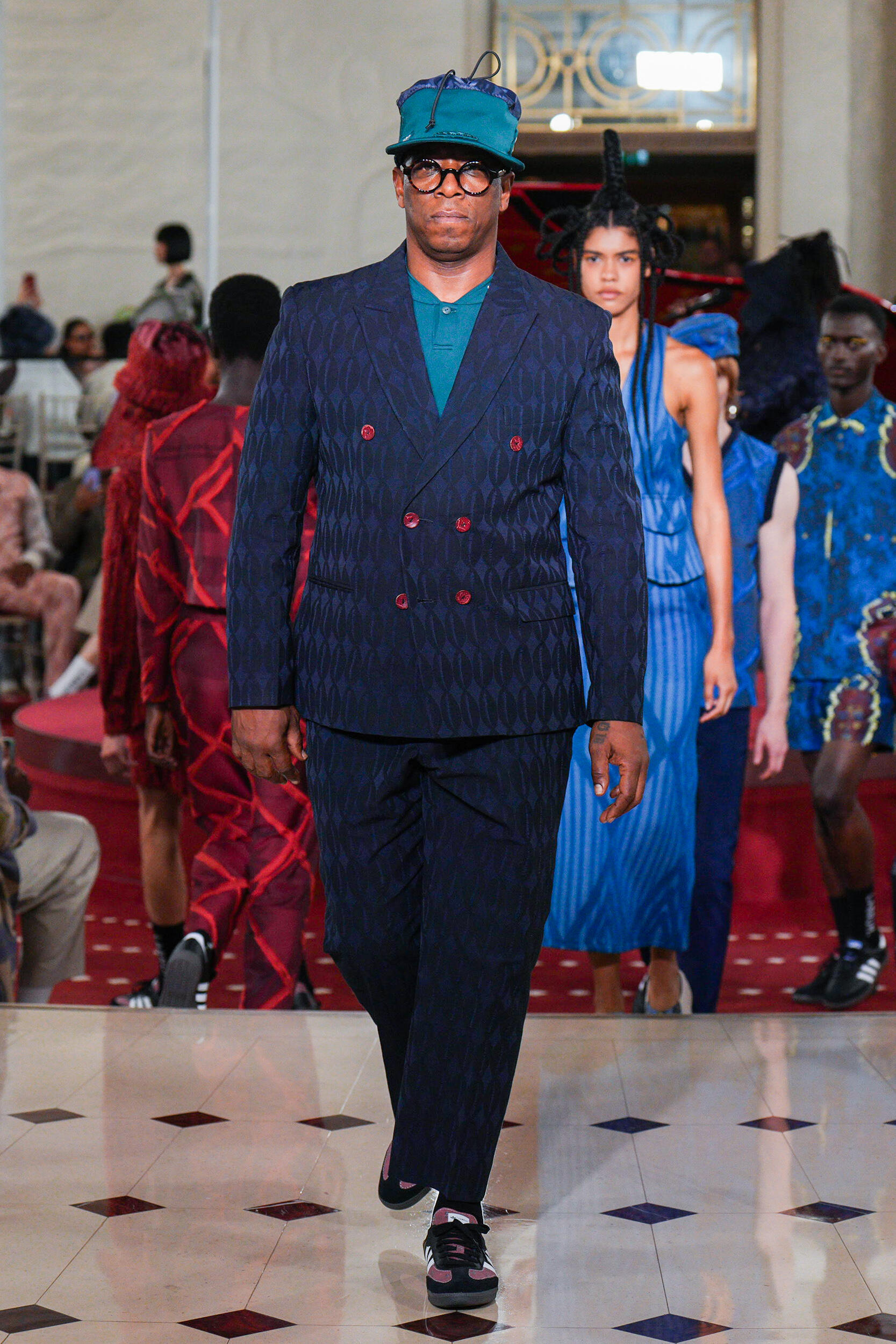 Look 35