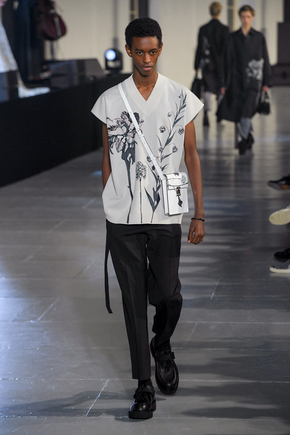 Look 5