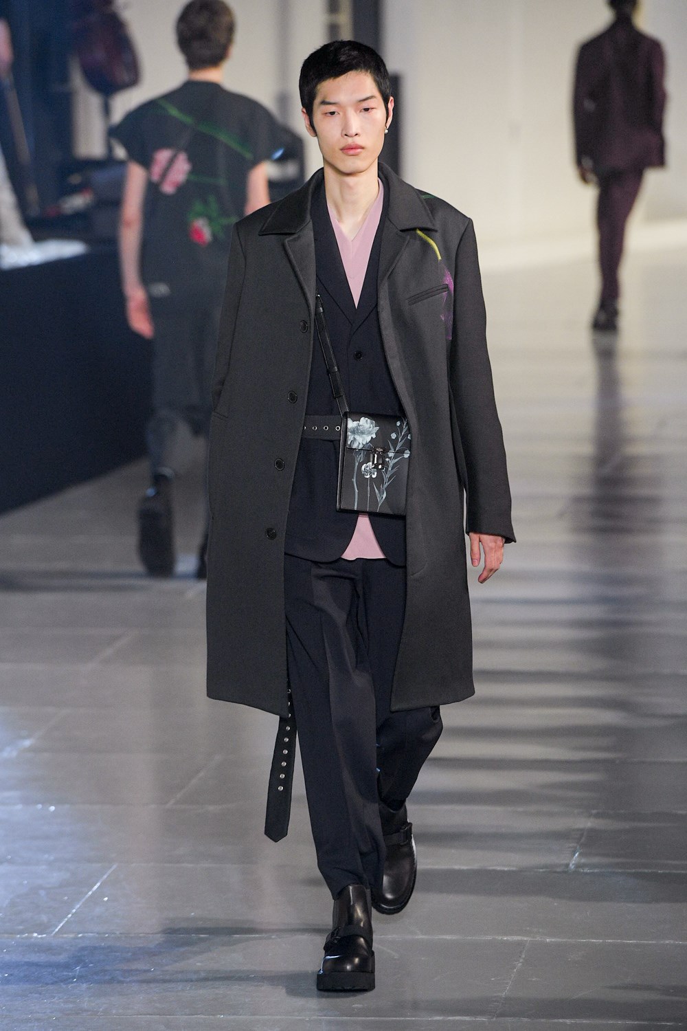 Look 14