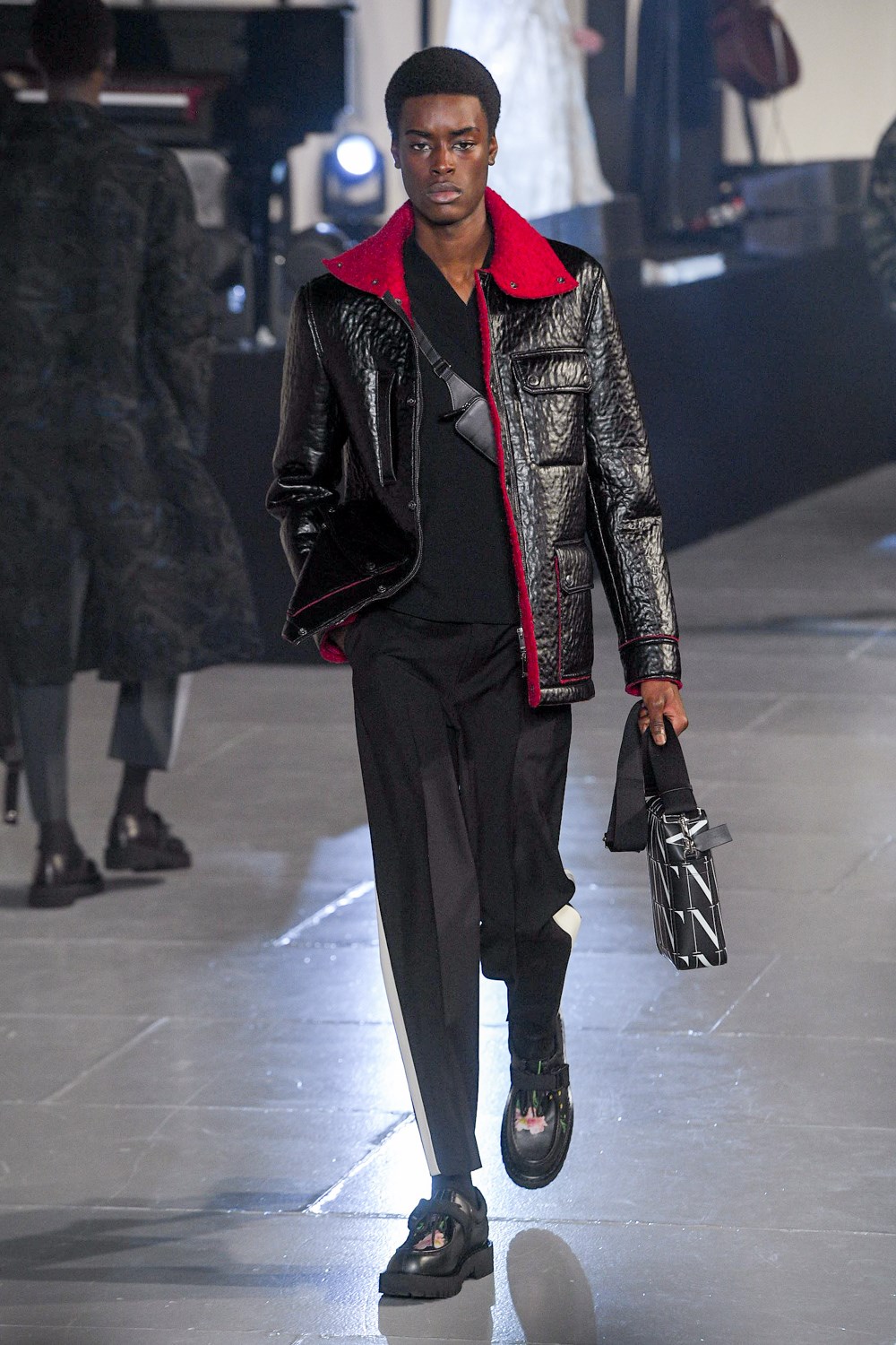 Look 28