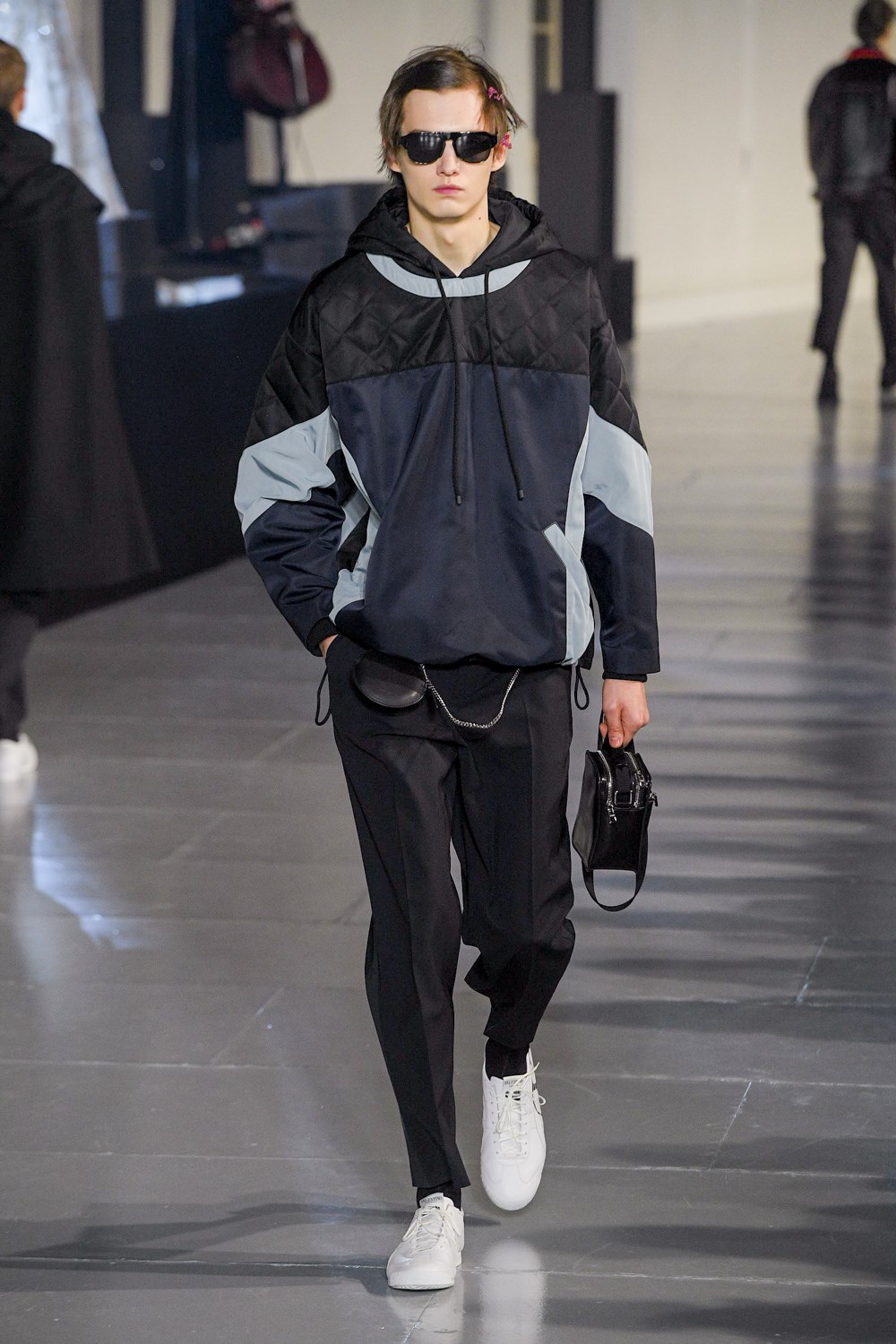 Look 32