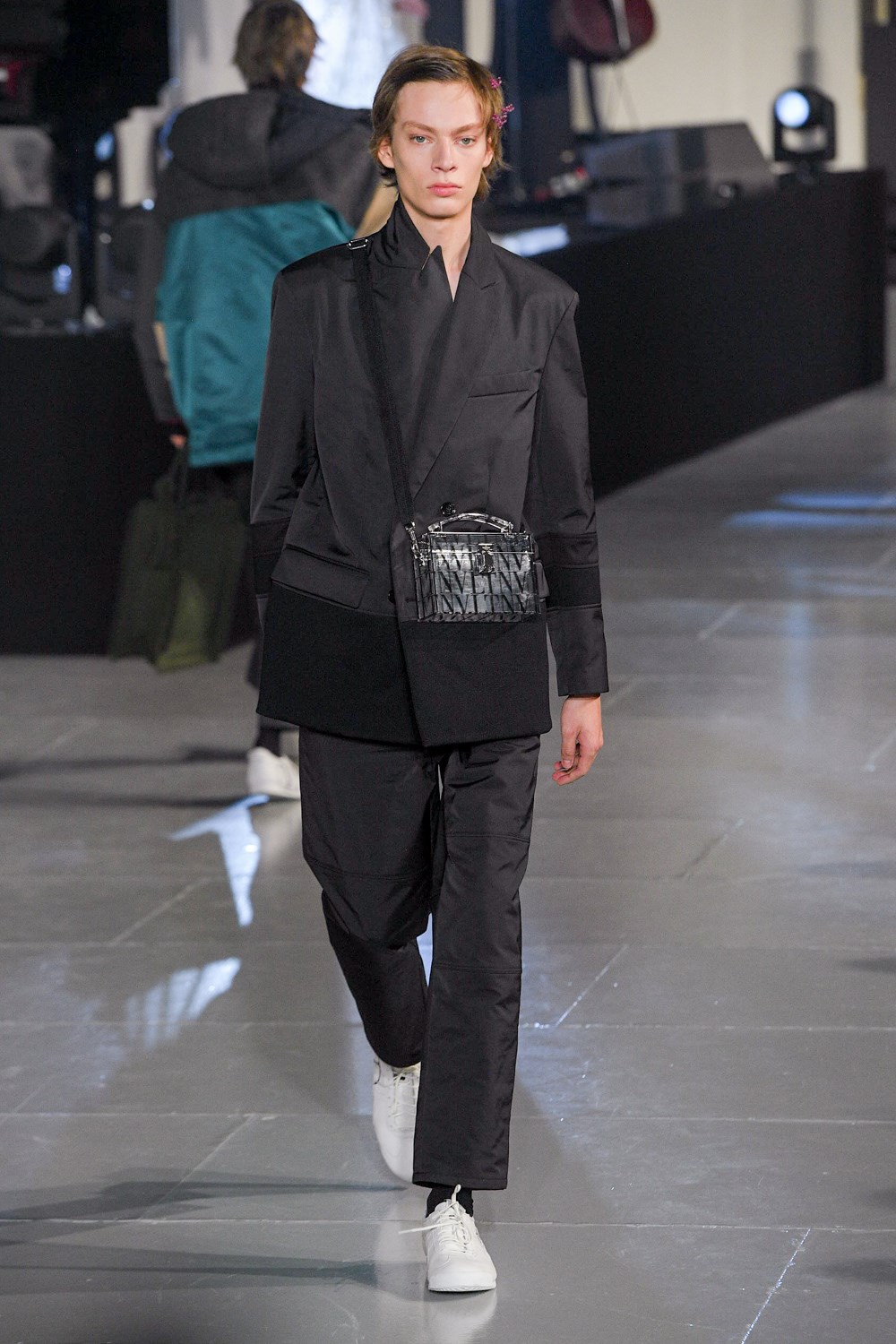 Look 34