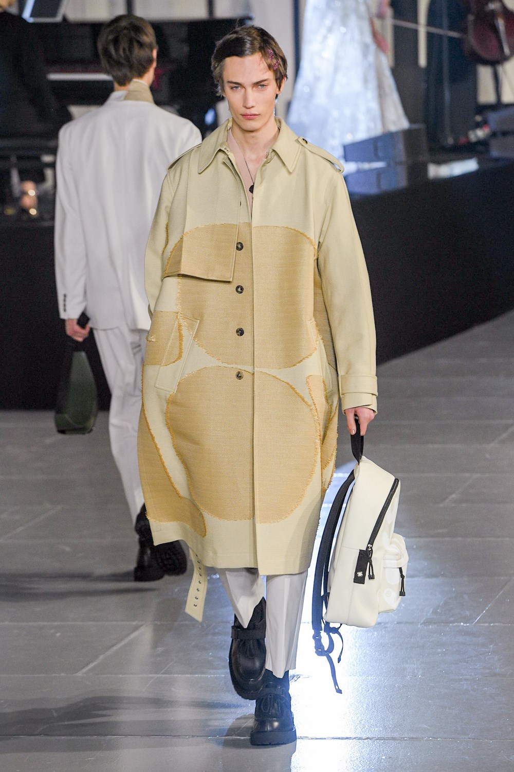 Look 43