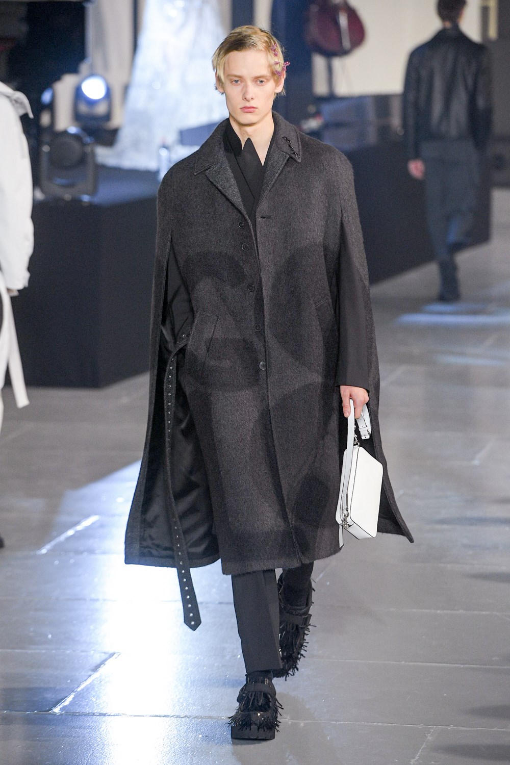 Look 50