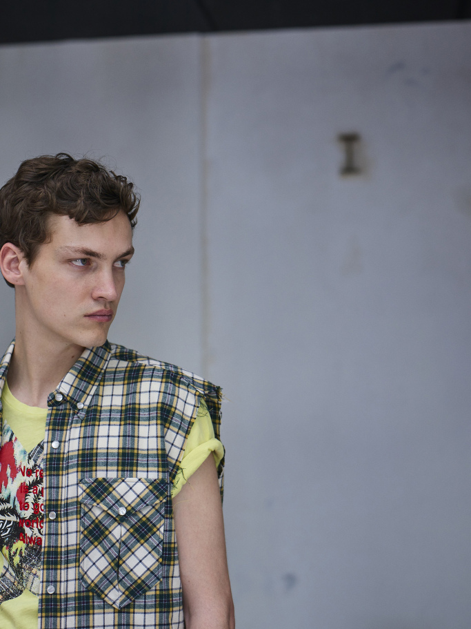 Look 7