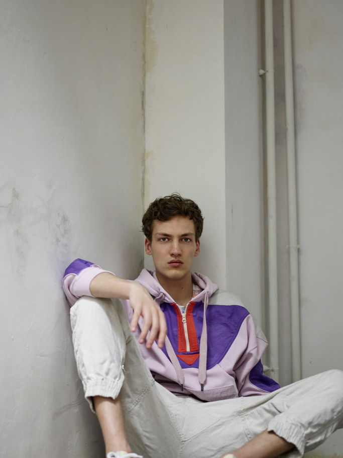 Look 16