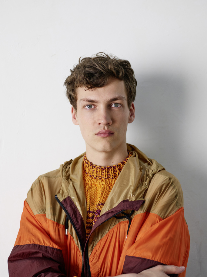 Look 18