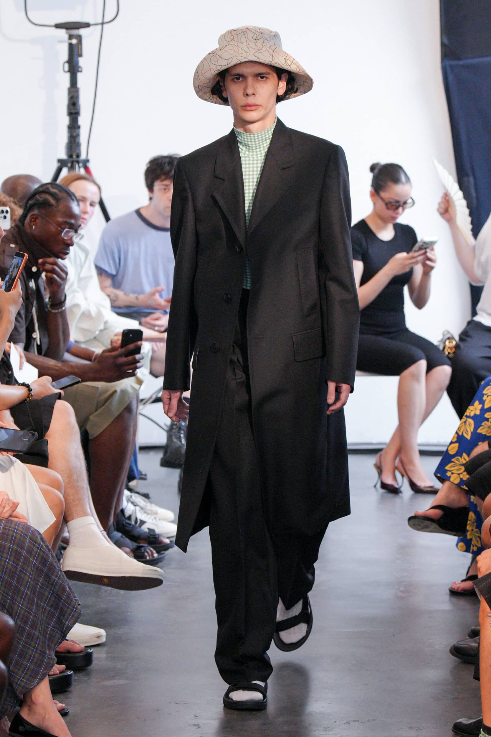 Look 8