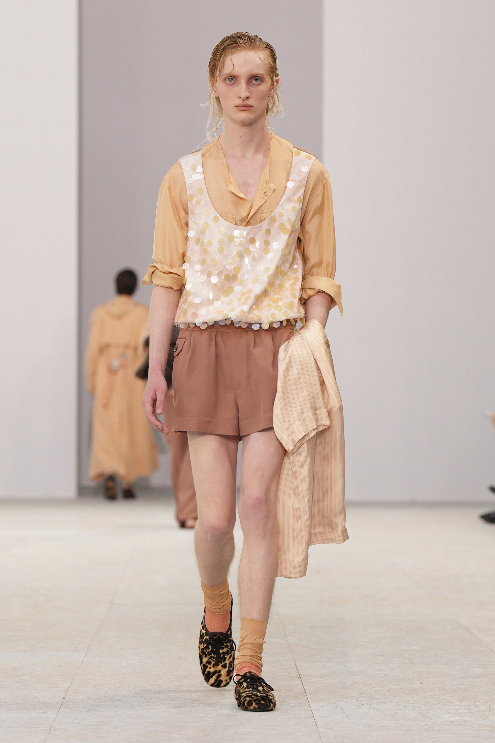 Look 8