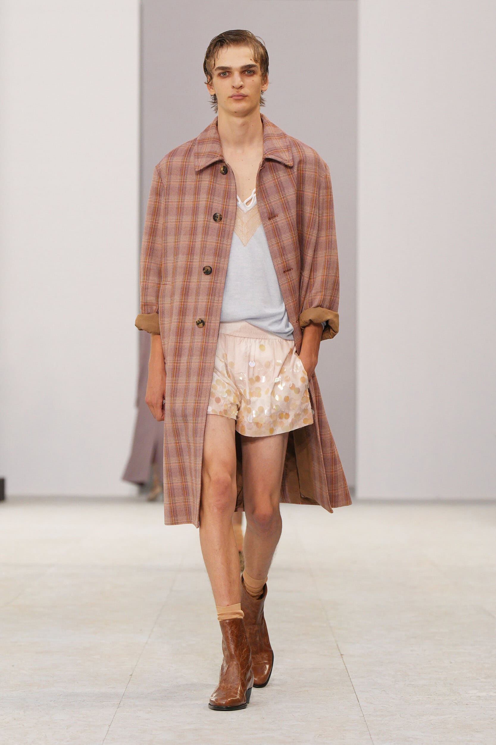 Look 12