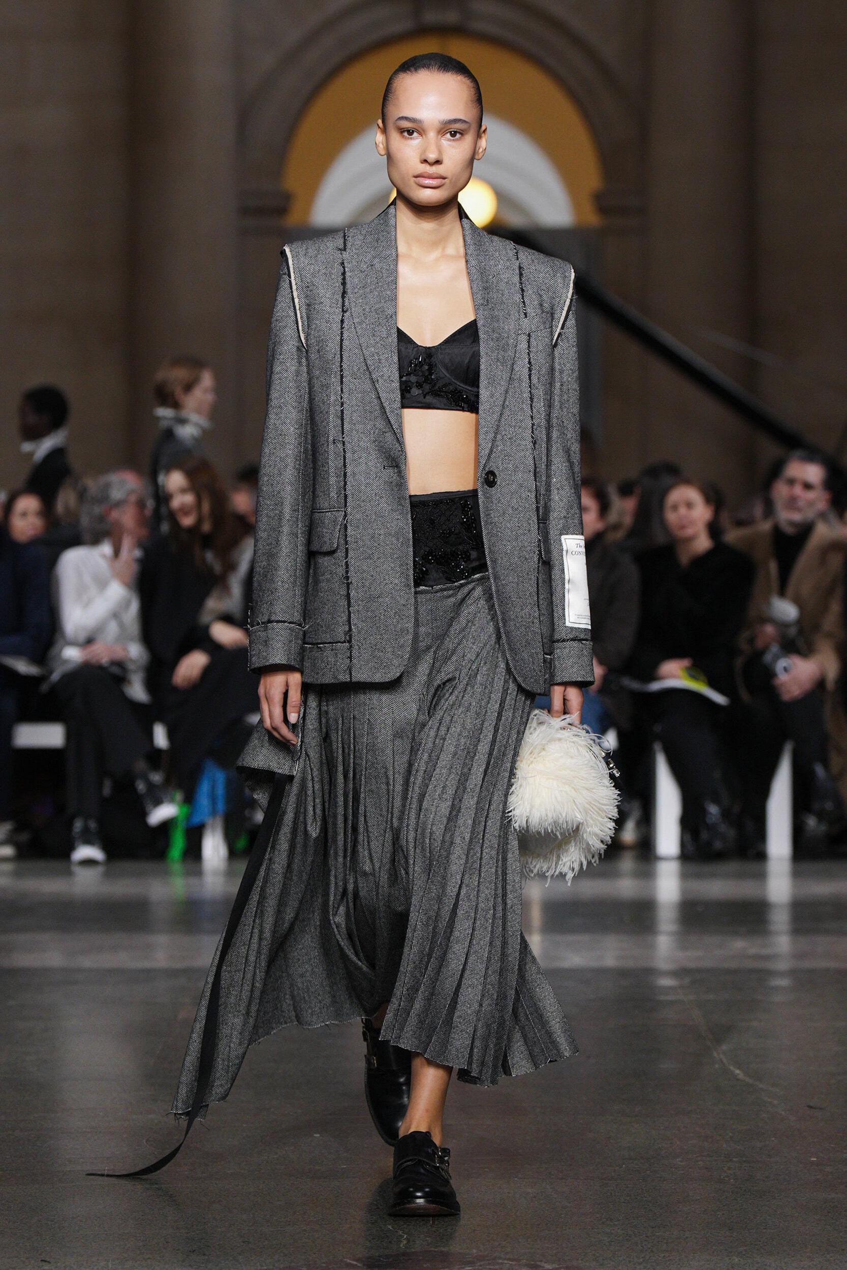 Look 12