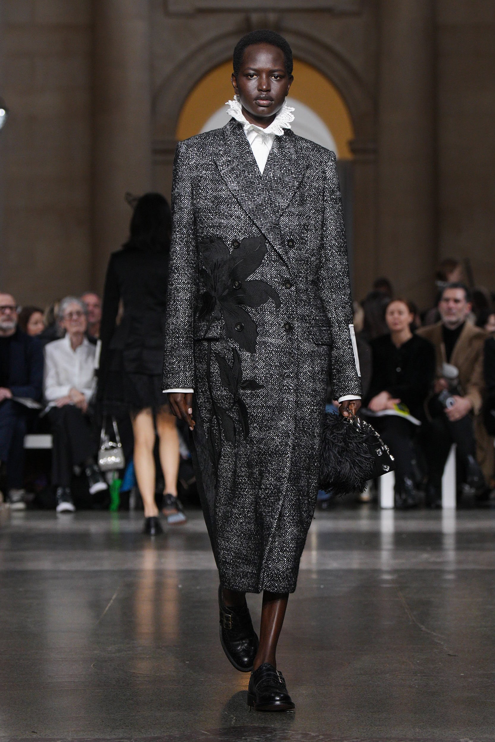 Look 13