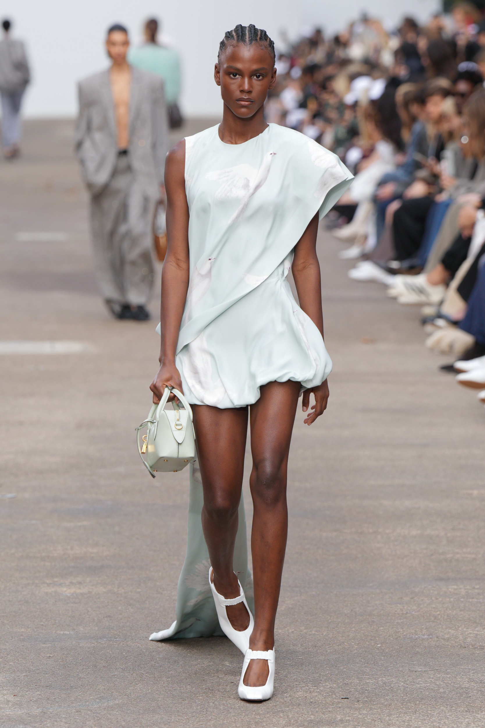 Look 12