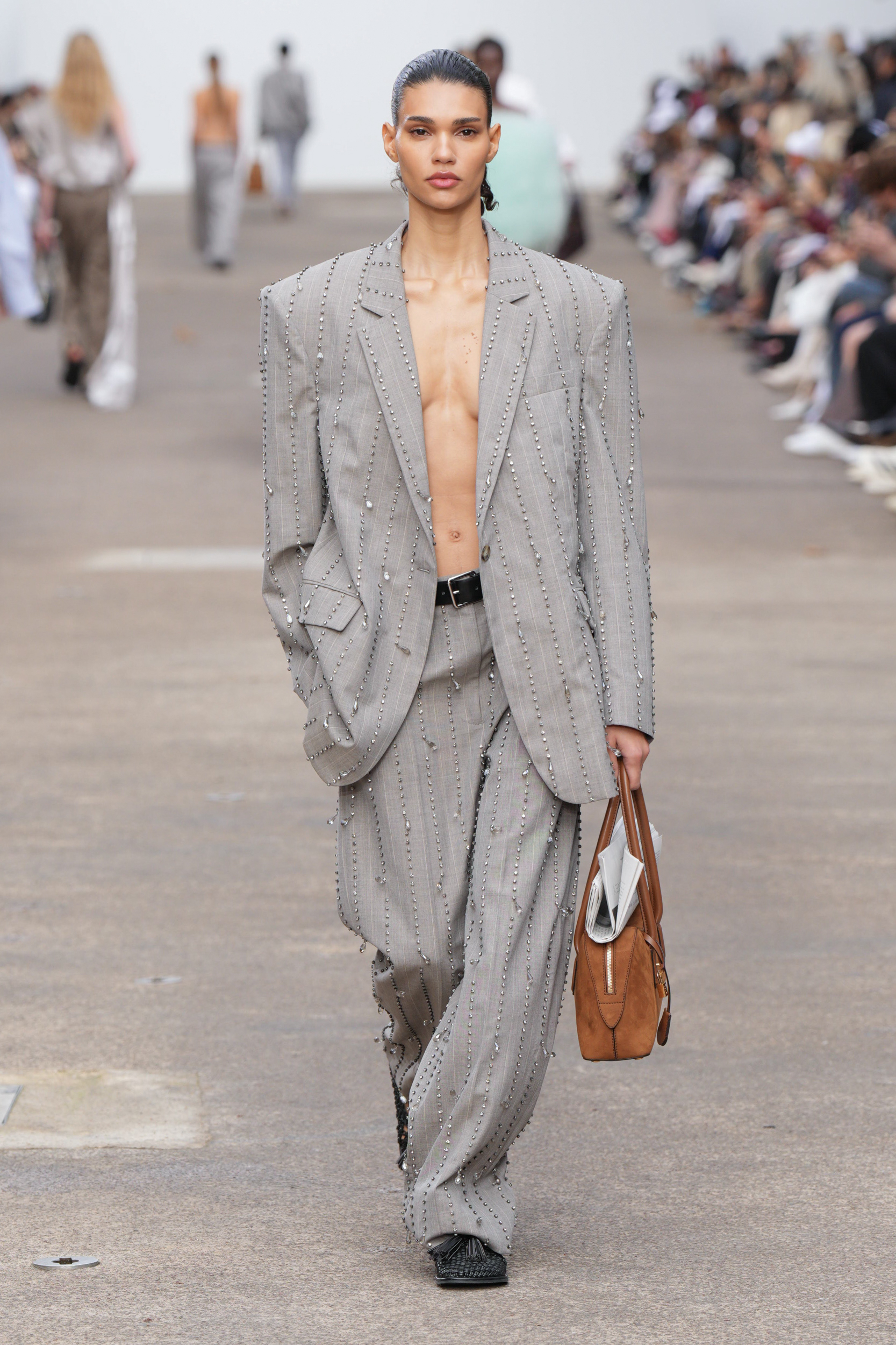 Look 14