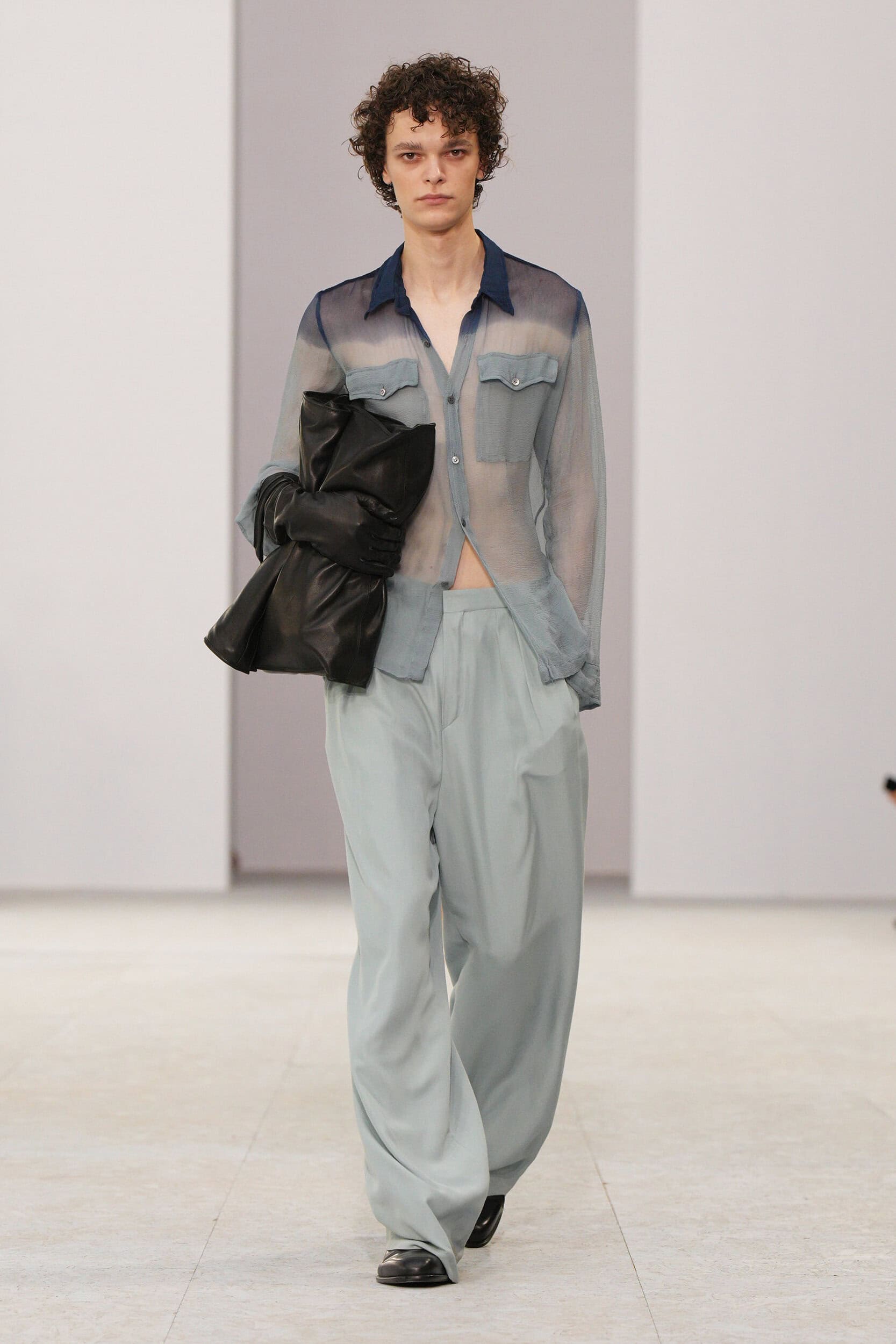 Look 17
