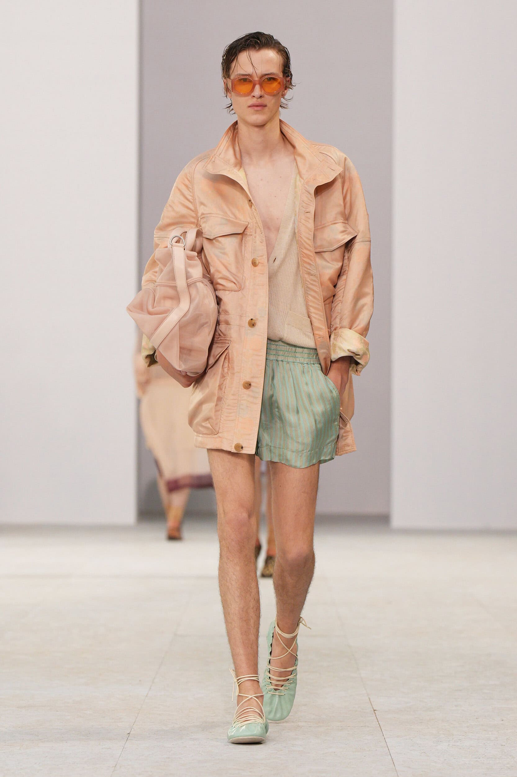 Look 19